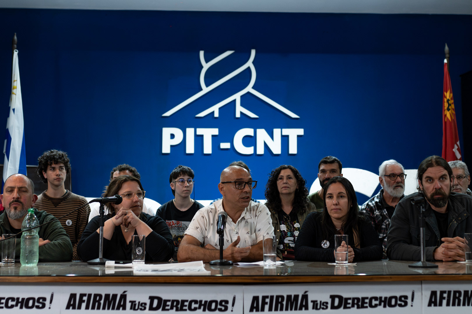Conferencia de prensa del PIT-CNT tras conocerse la no aprobación del plebiscito de la seguridad social en las elecciones nacionales, en la Casa Pepe D'elia de Montevideo. 27 de octubre de 2024.
