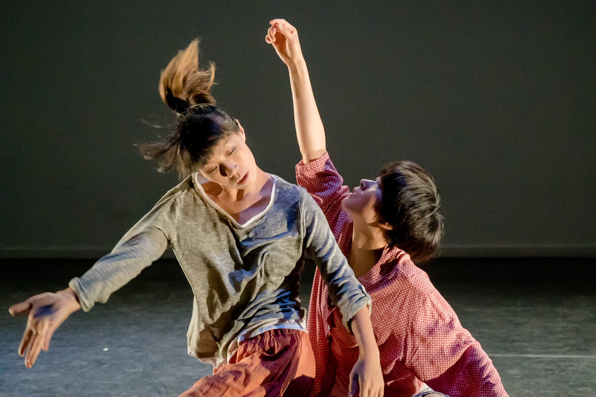First Look 2017; Mei Yamanaka, Choreographer: Mei Yamanaka, Performers: Misuzu Hara &amp; Mei Yamanaka