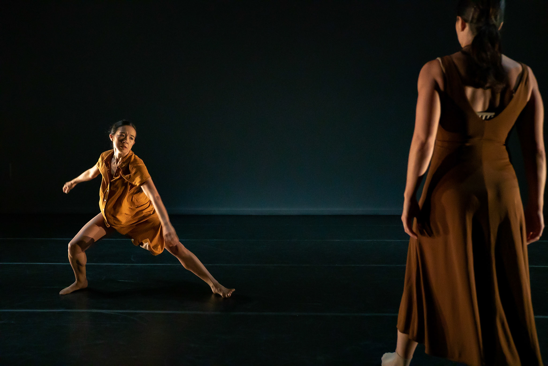 Choreographer: Elisabetta Minutoli; Performers: Elisabetta Minutolli, Nikki Holck