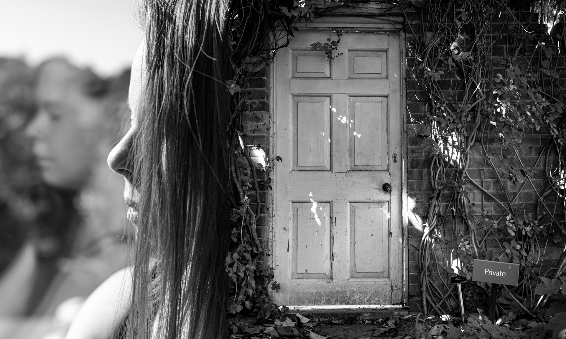 Keep your identity safe, Kew