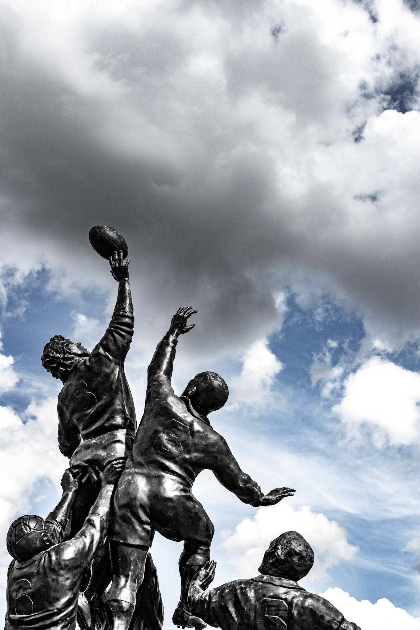 Statue, Twickenham Stadium