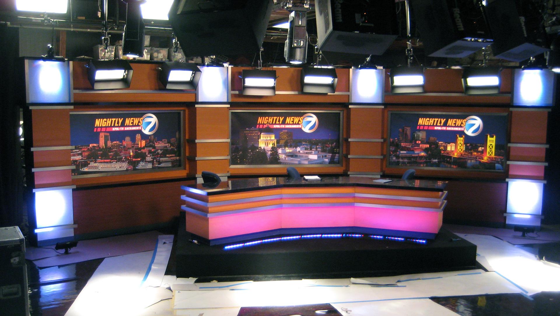 Local News Set - The Mentalist