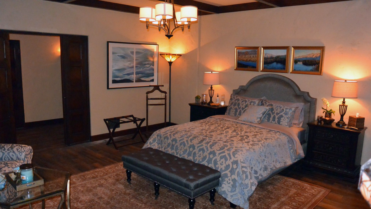 Julie Walker, Production Designer | Jason Cohen, Art Director | Tim Stepeck, Set Decorator