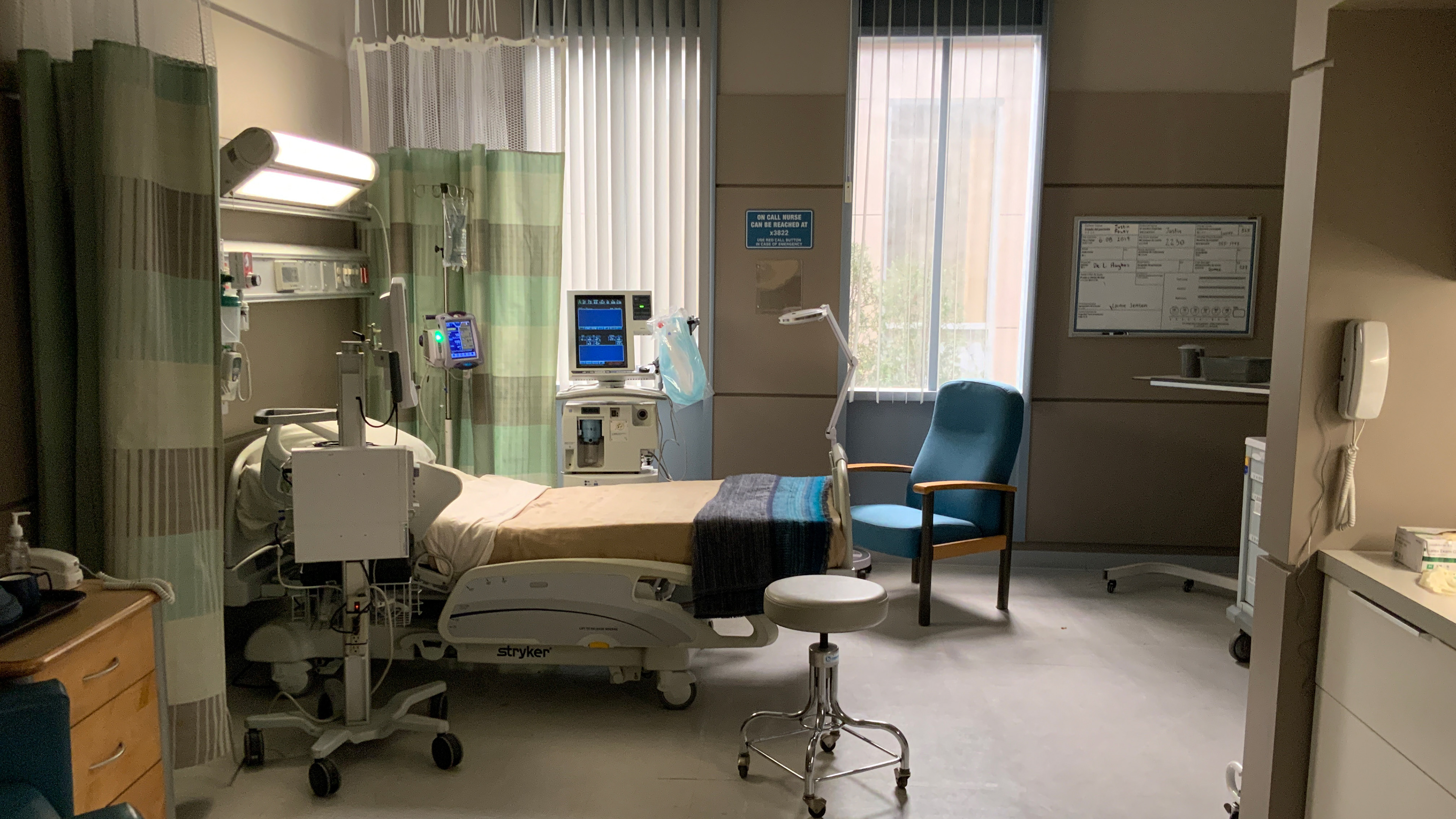  Jeremy Cassells, Production Designer | Natalie Weinmann, Art Director | Jason Cohen, Asst Art Director