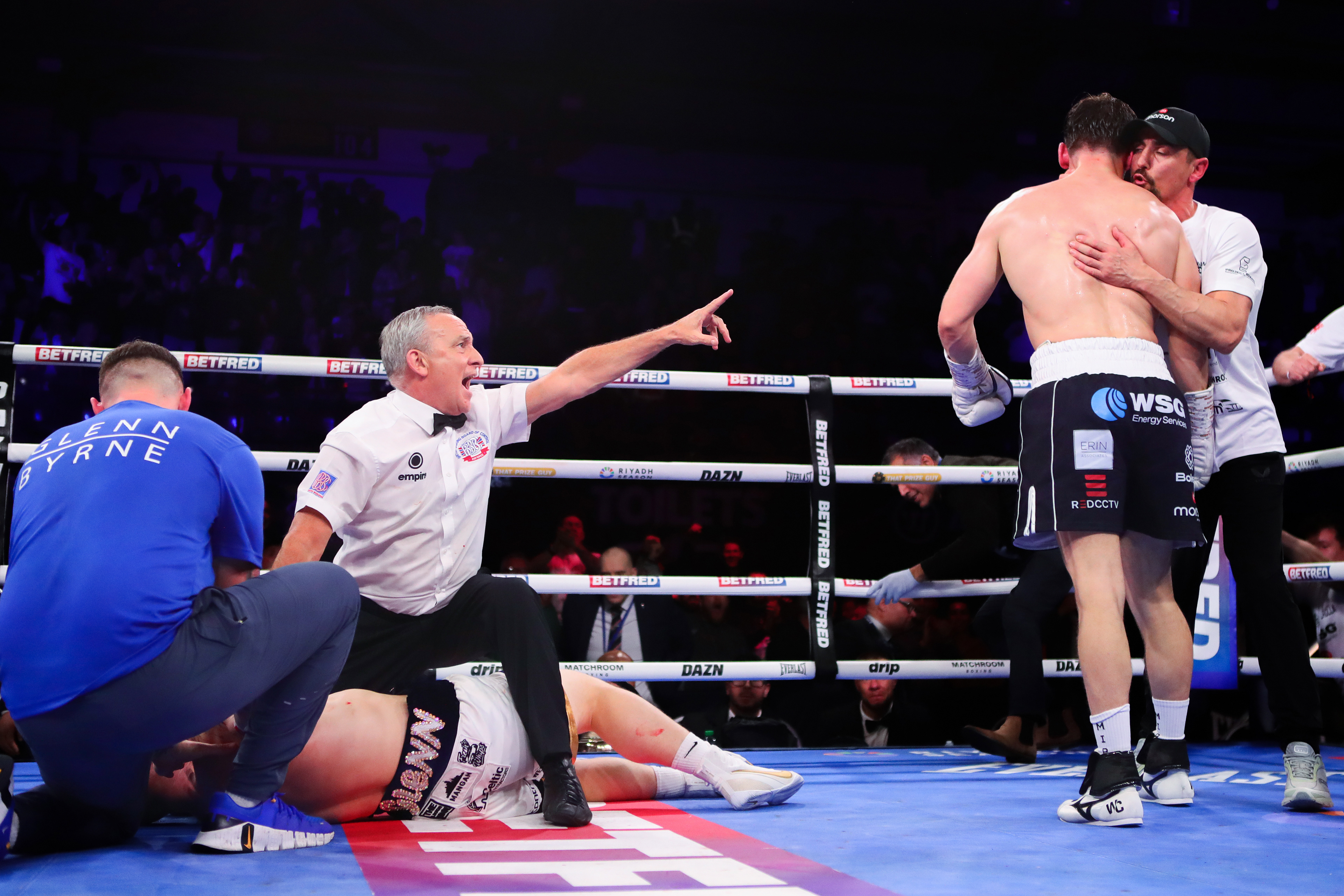 Glenn Byrne is knocked out during his fight against William Crolla at the Planet Ice Arena, Altrincham, England, United Kingdom on 3 April 2026 @everysecondmedia
