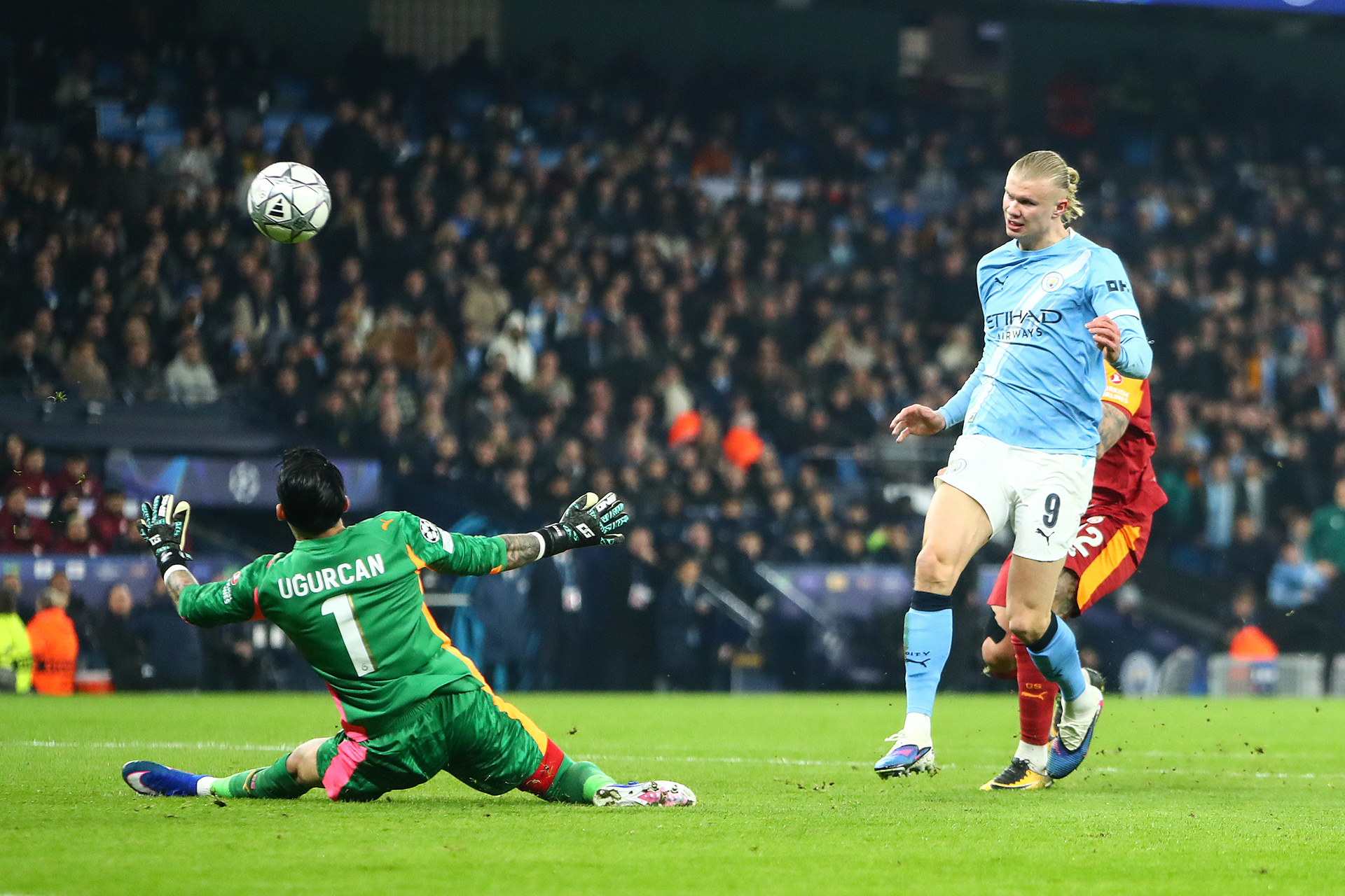 Erling Haaland of Manchester City scores a GOAL 1-0 during the Manchester City v Galatasaray S.K. UEFA Champions League MD8 match at the Etihad Stadium, Manchester, England on 28 January 2026 @everysecondmedia