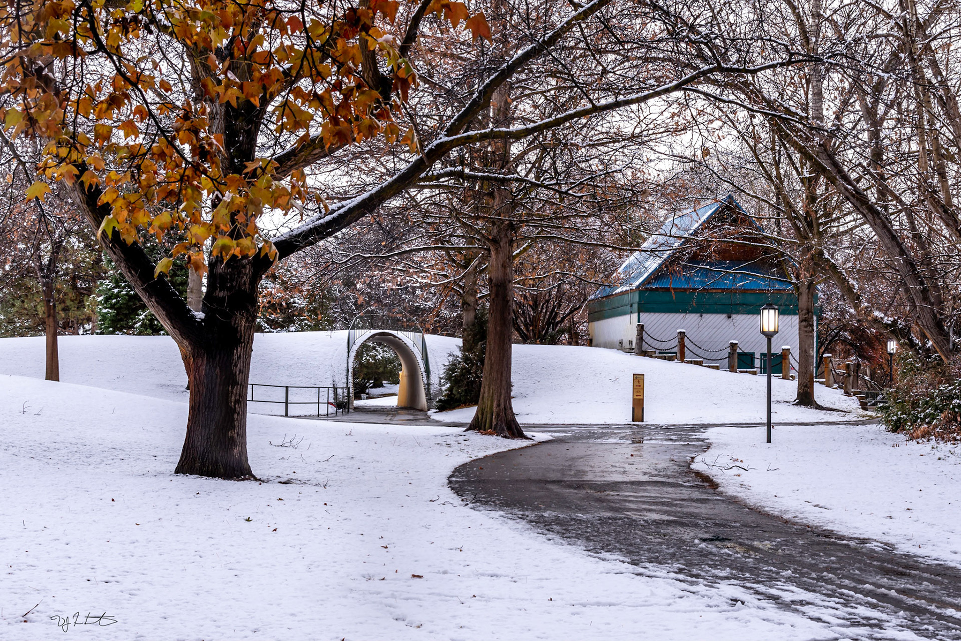 The Tunnel at 13th Street: Winter