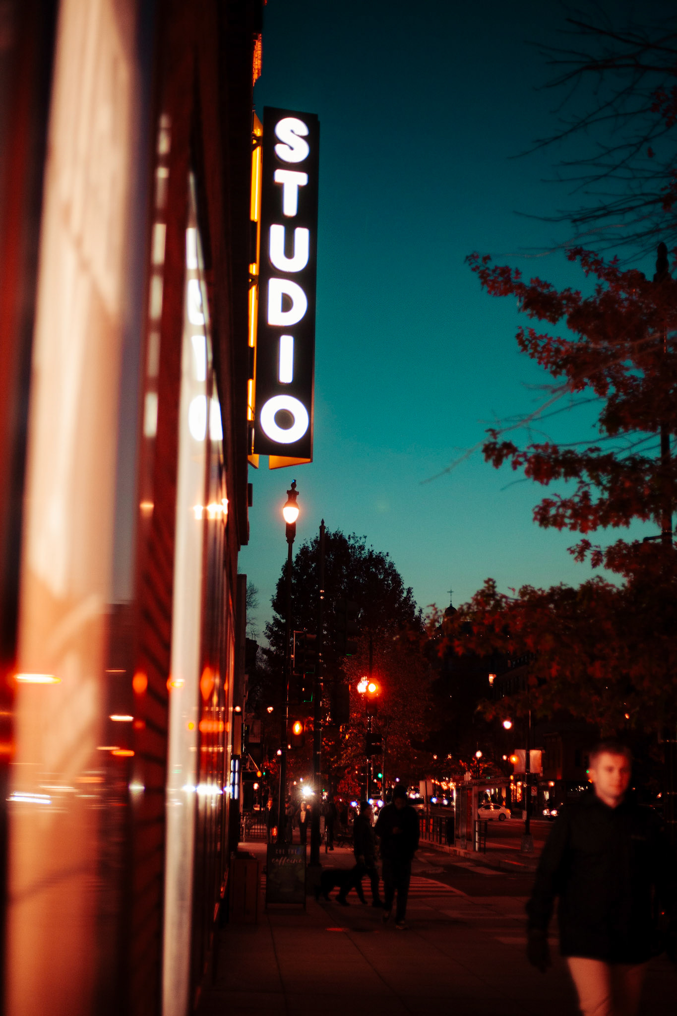 November Street Mood 8 2025