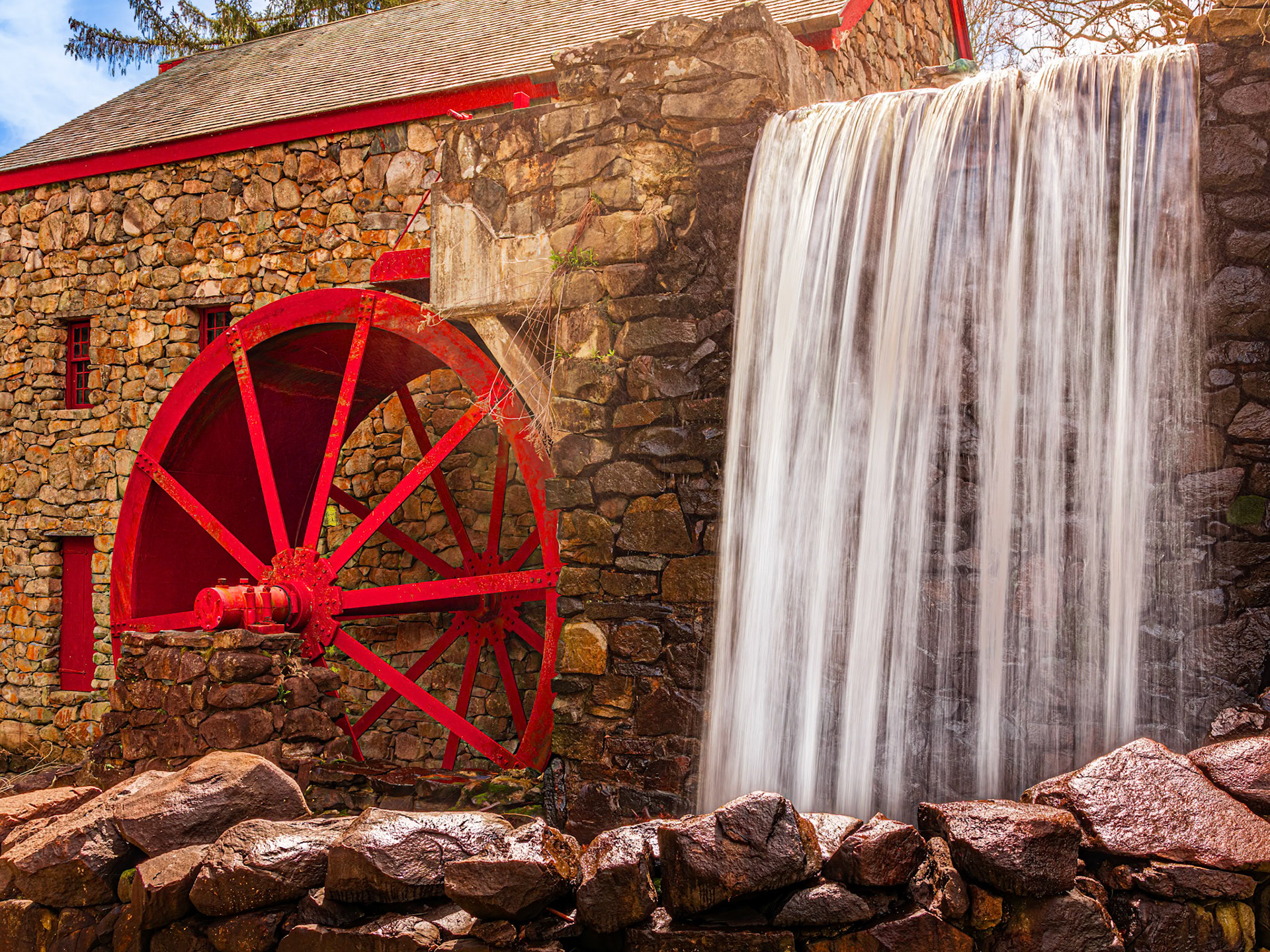 Waterfall & Waterwheel at Wayside Inn