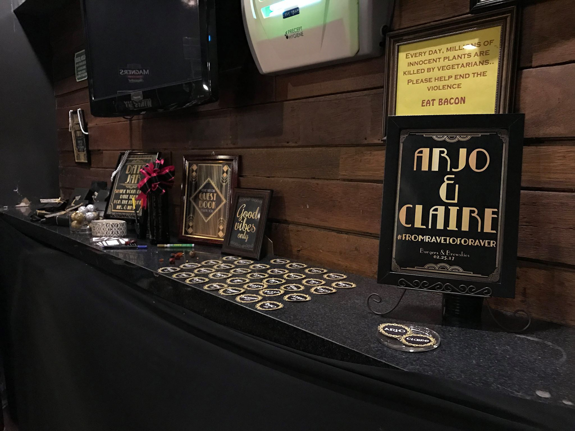 Welcome kit table