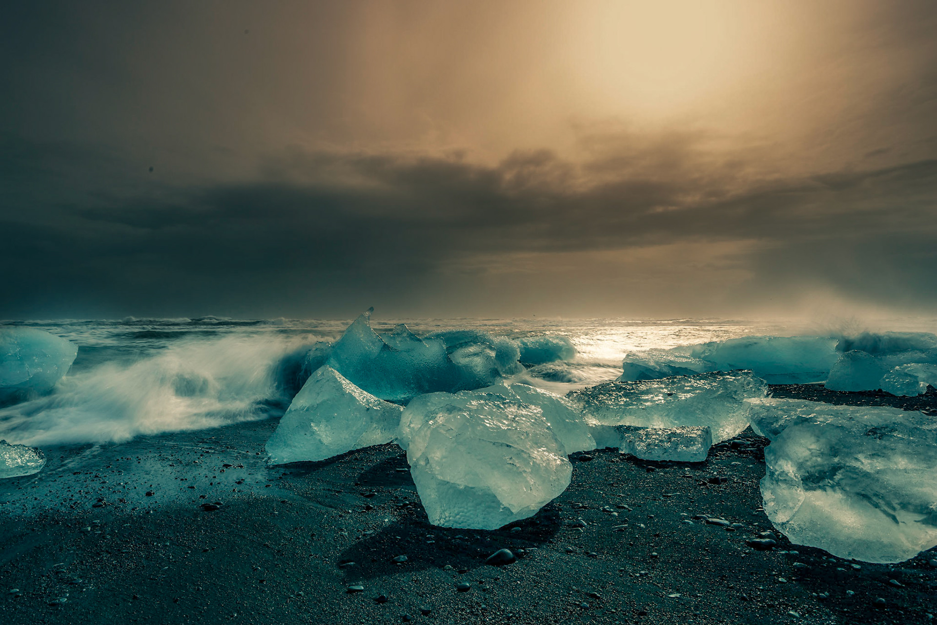 Photo by: Omer Salom http://osalom.smugmug.com