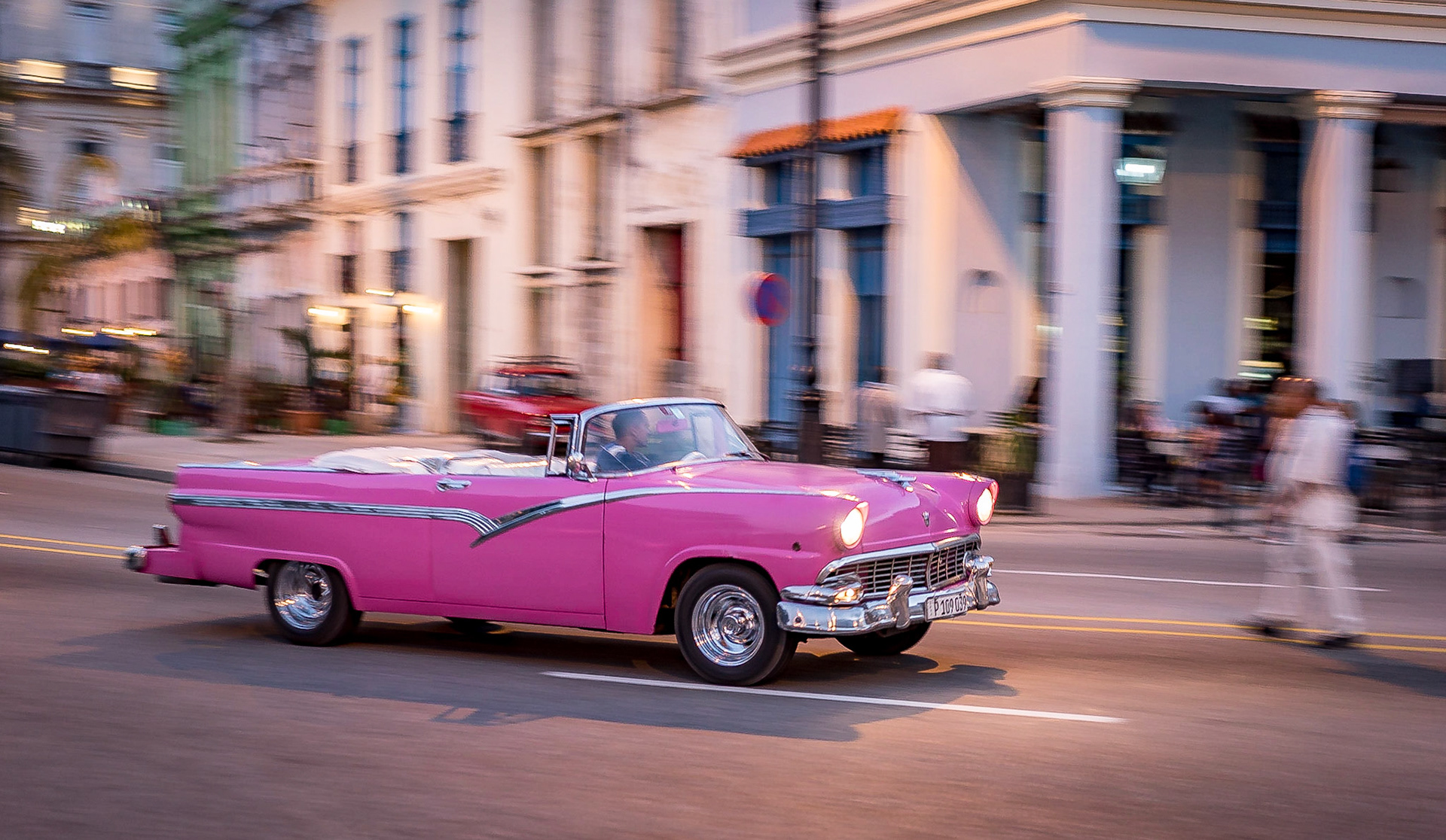 Photo by: Omer Salom http://osalom.smugmug.com