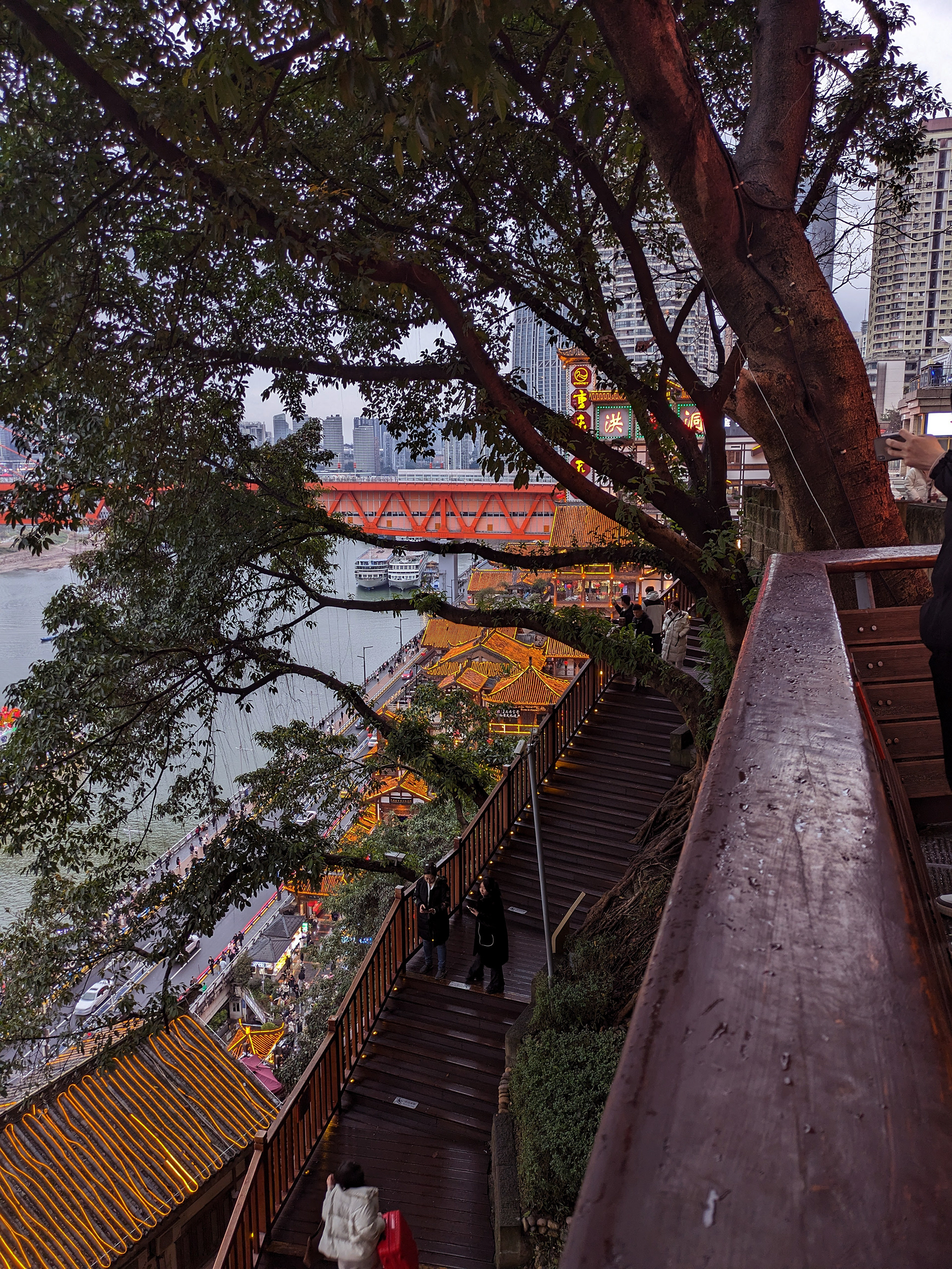 洪崖洞 Hongya Cave, Chongqing, China. 2024