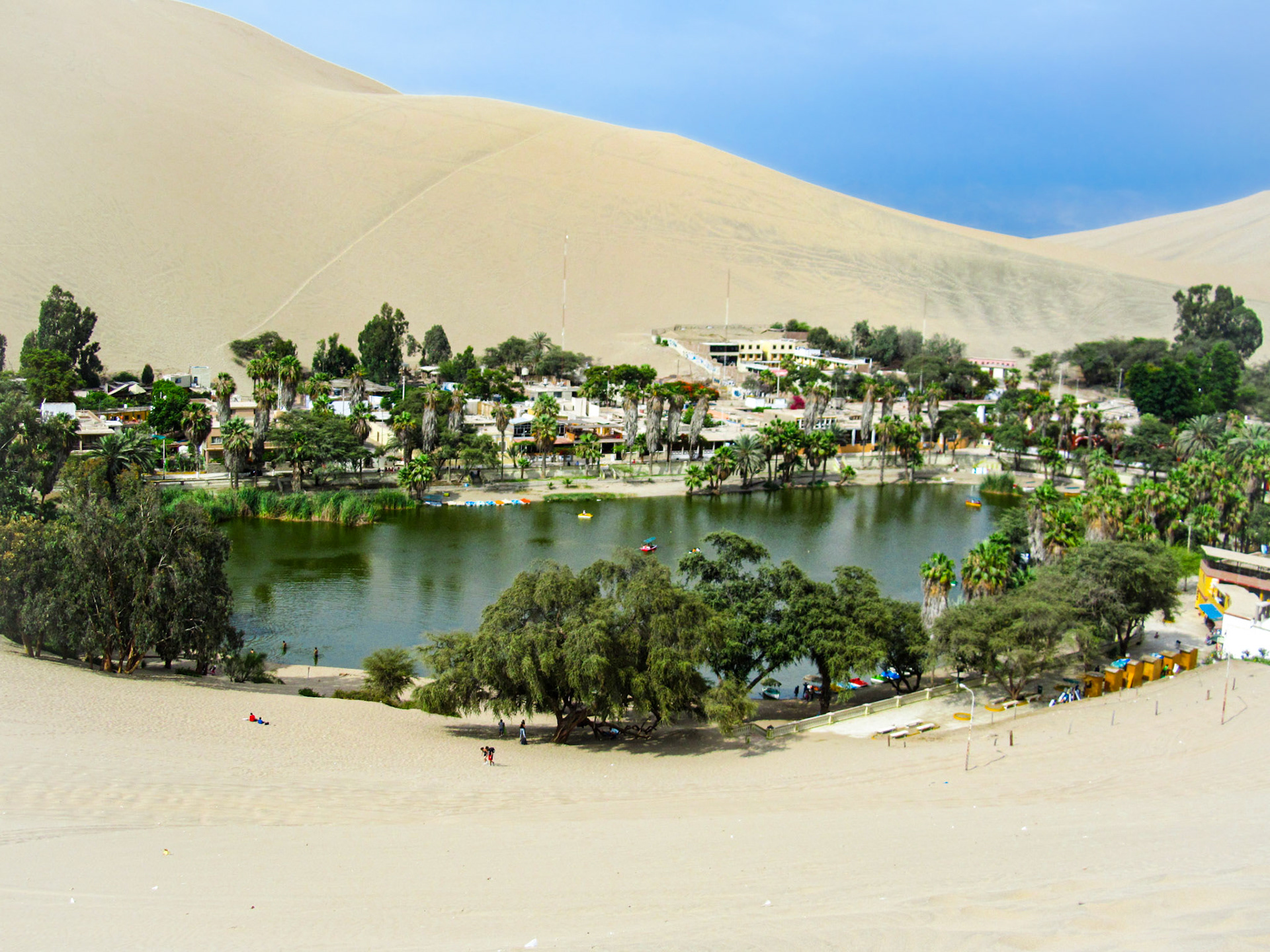 Huacachina oasis