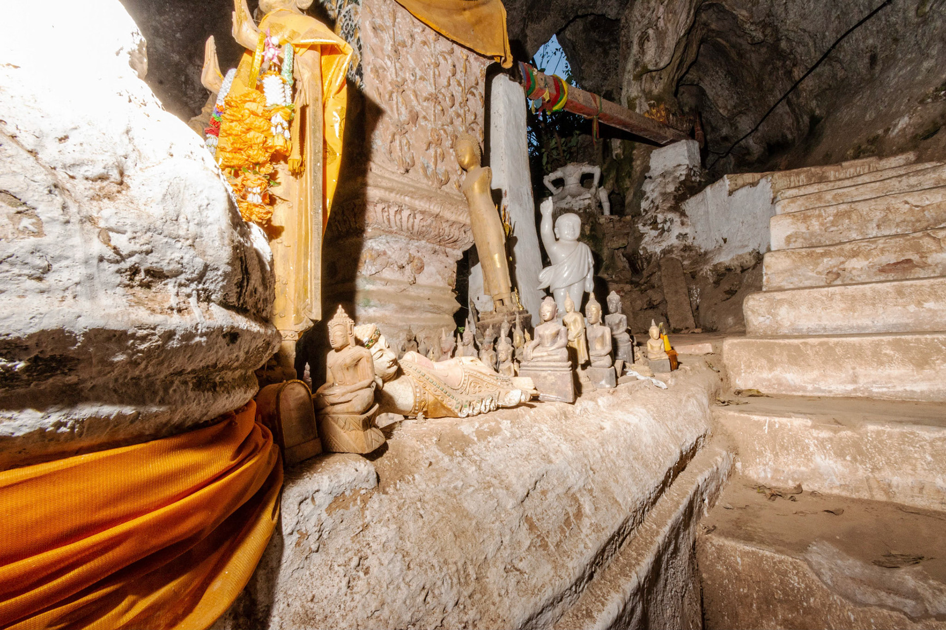 Pak Ou Caves