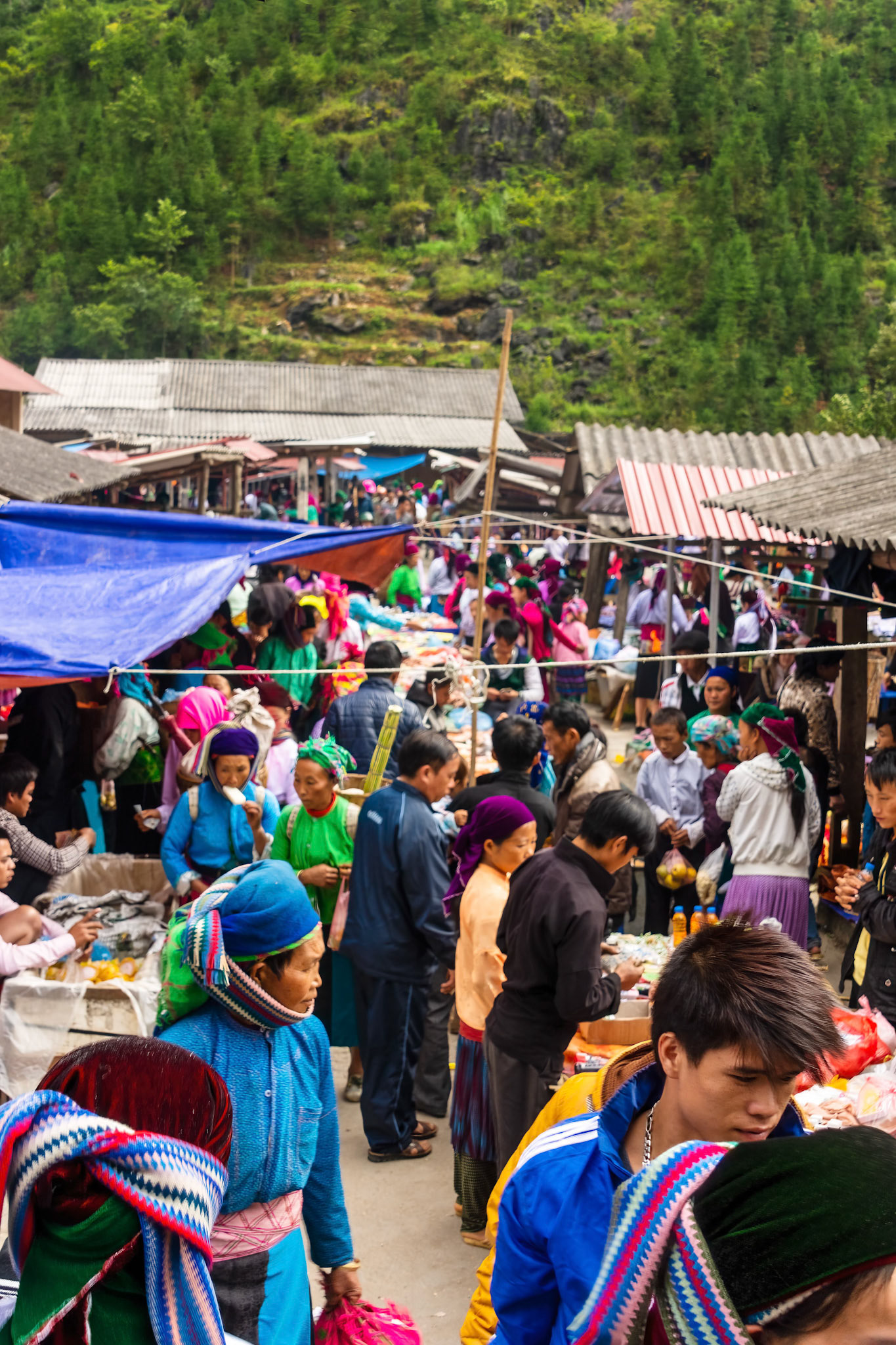 Chợ Phố Cáo - Phố Cáo Market