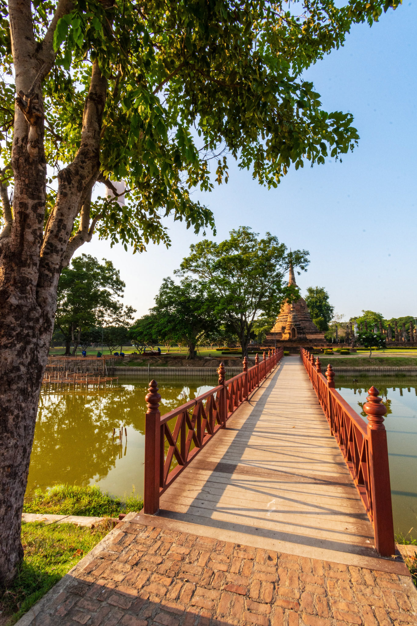 Wat Sa-Si - วัดสระศรี