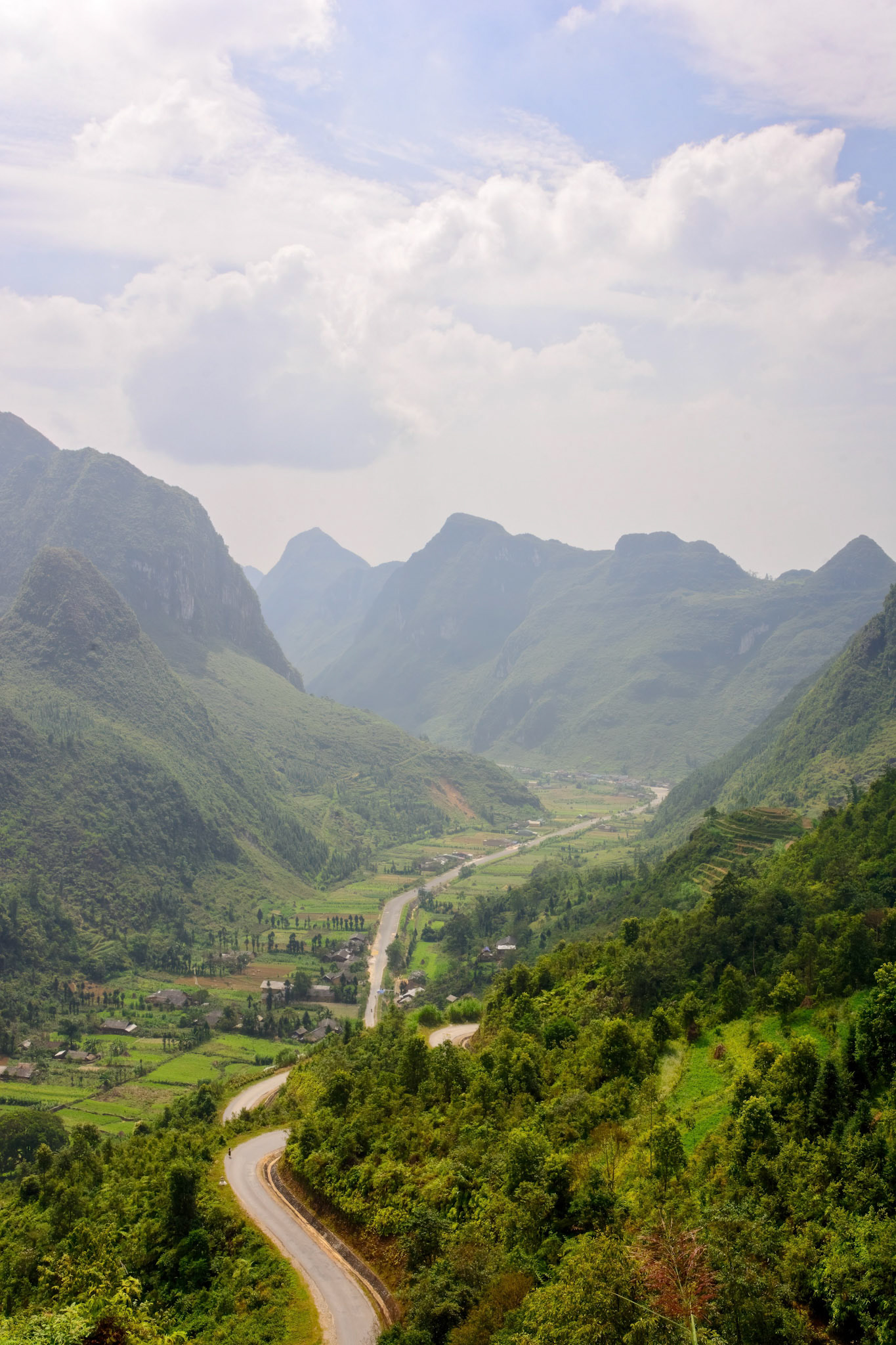 Sủng Là Valley