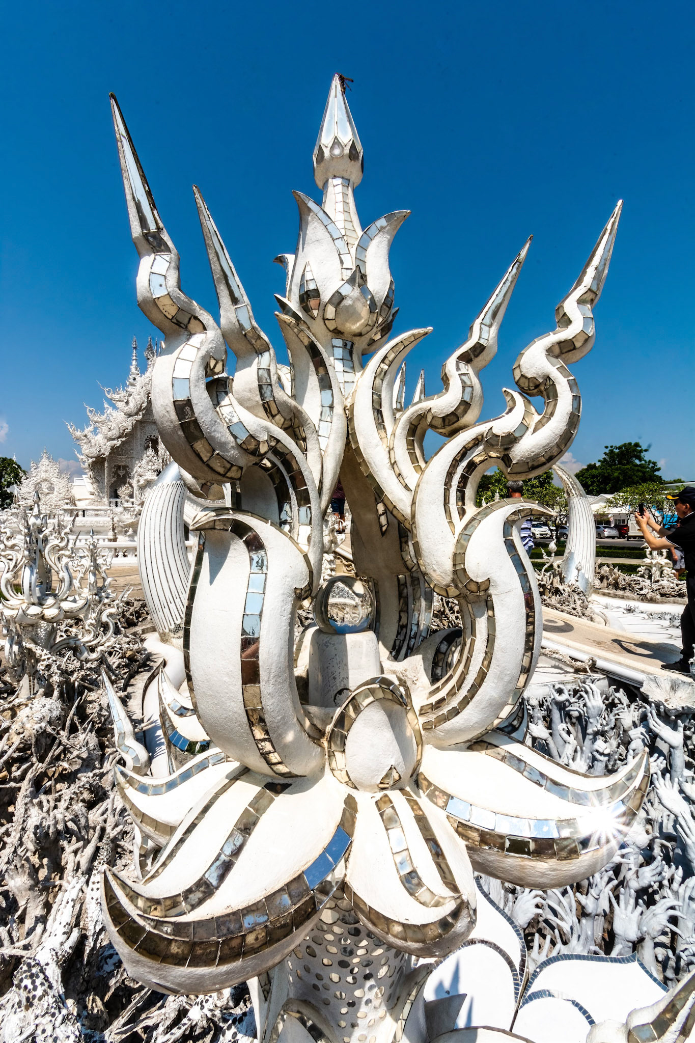 Wat Rong Khun - วัดร่องขุ่น
