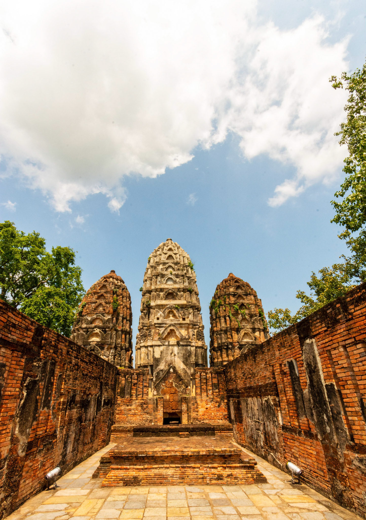 Wat Si Sawai - วัดศรีสวาย