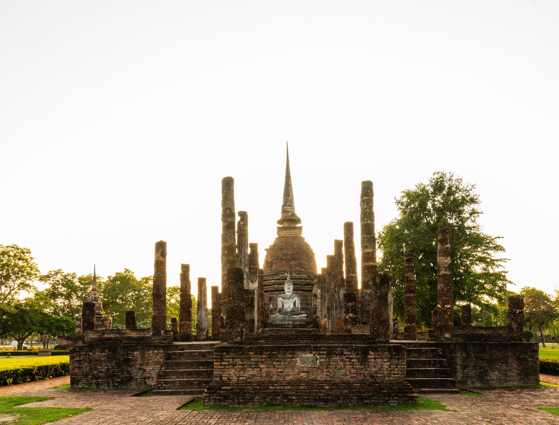 Wat Sa-Si - วัดสระศรี