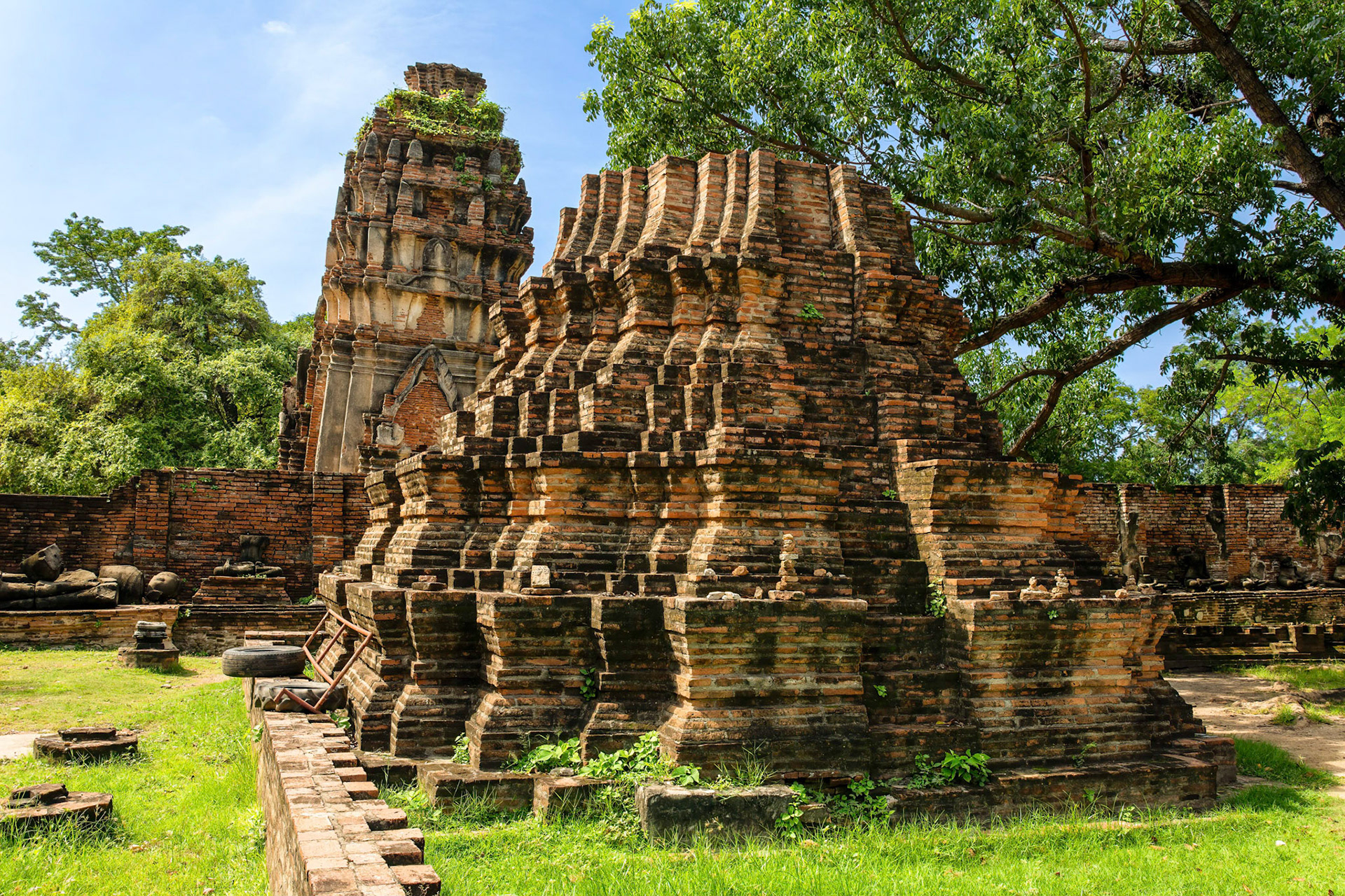 Wat Maha That, built in 1374 and destroyed by the Burmese in 1767.
