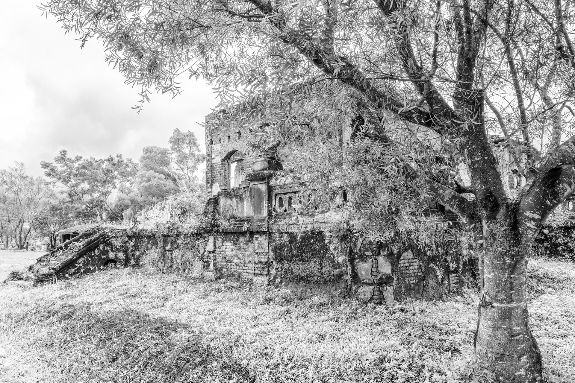 les ruines de l'ancien hôpital Français