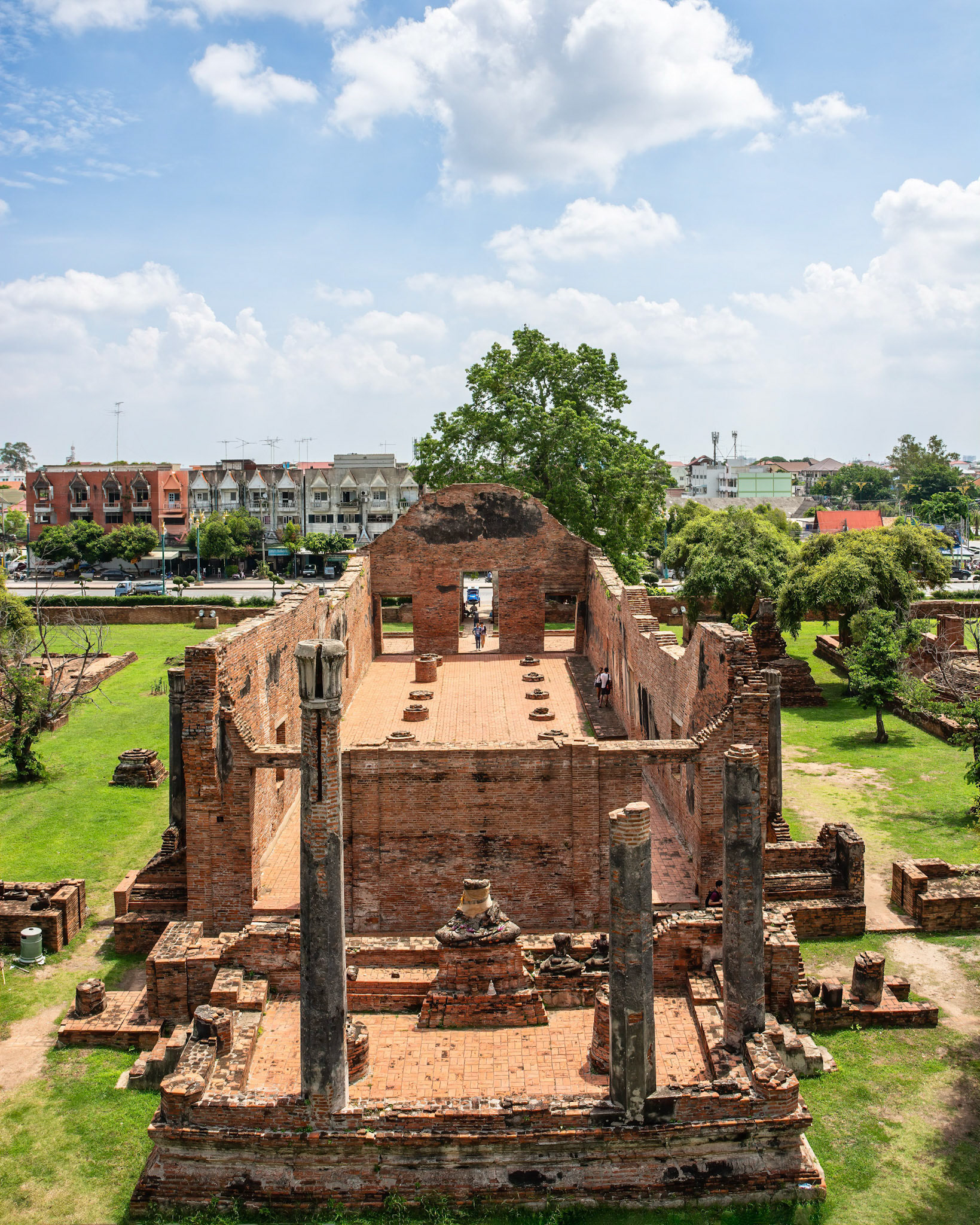 Wat Maha That, built in 1374 and destroyed by the Burmese in 1767.