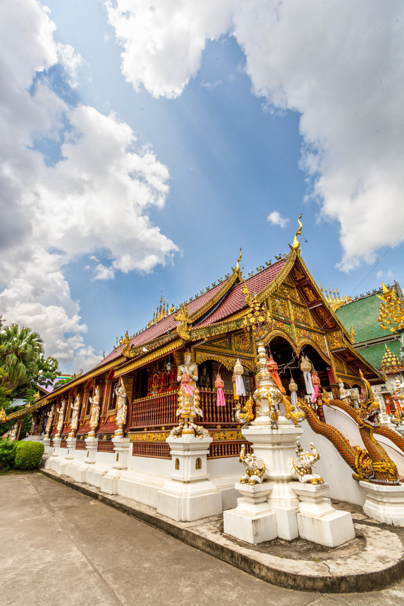 Wat Klang Wiang