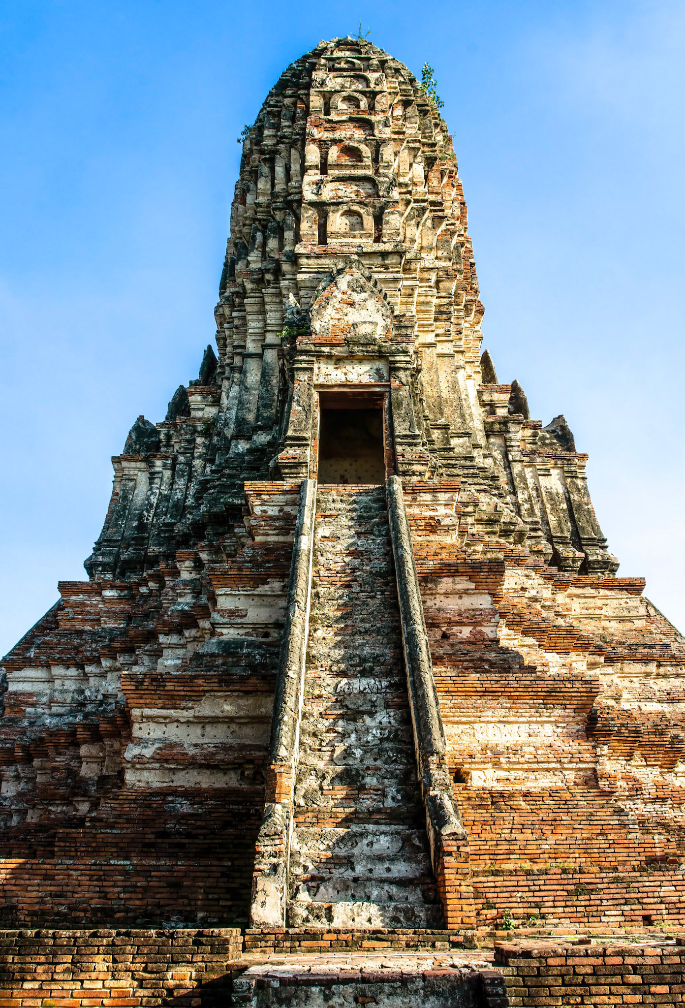 Wat Chai Watthanaram or the “Monastery of the Victorious and Prosperous Temple”