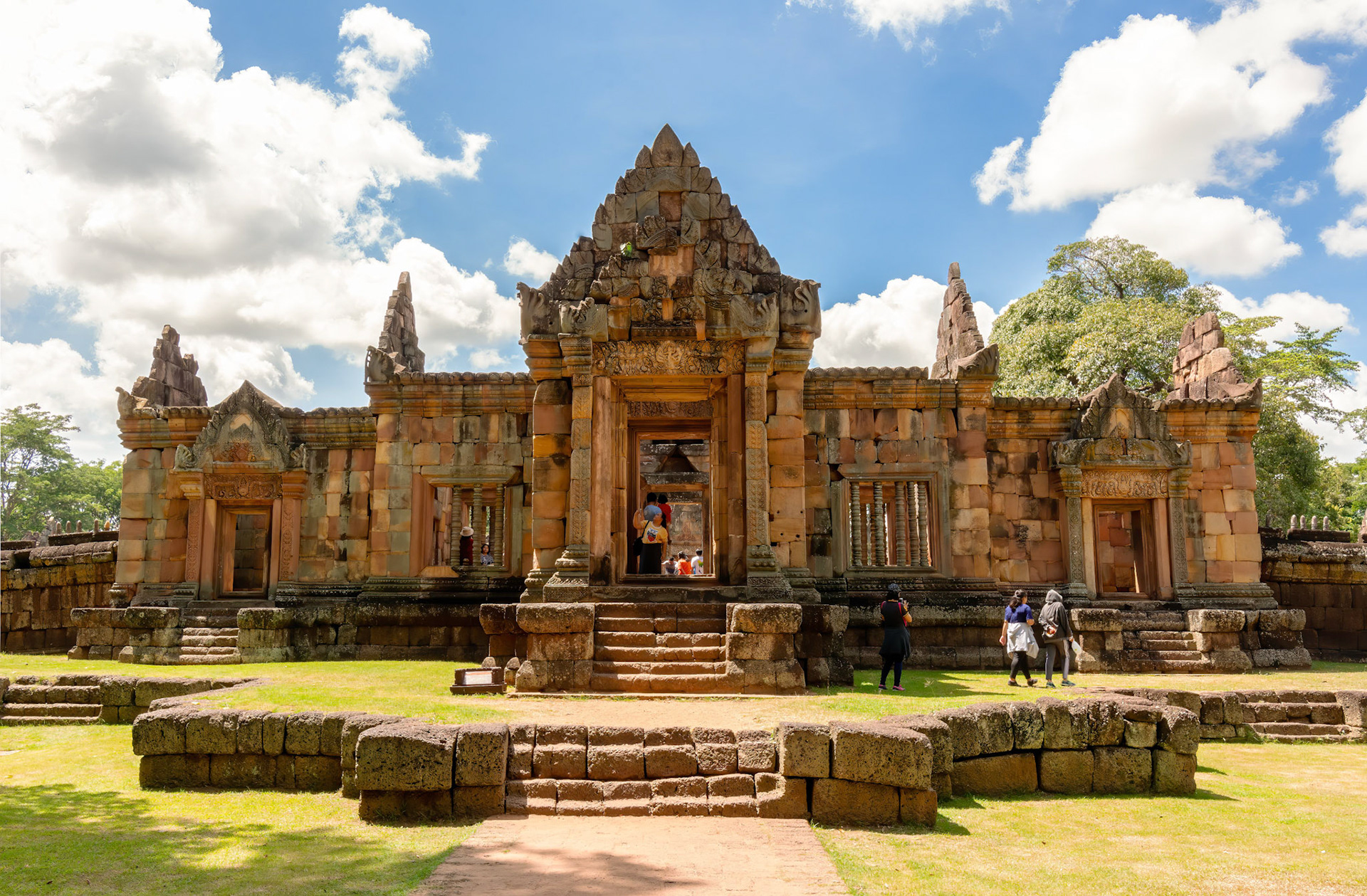 Prasat Muang Tam