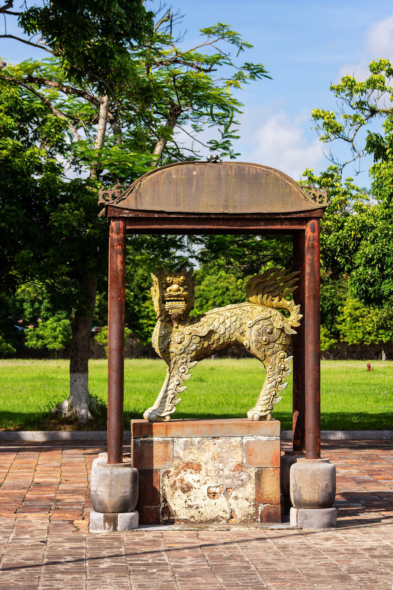 Kinh thành Huế (Imperial City)