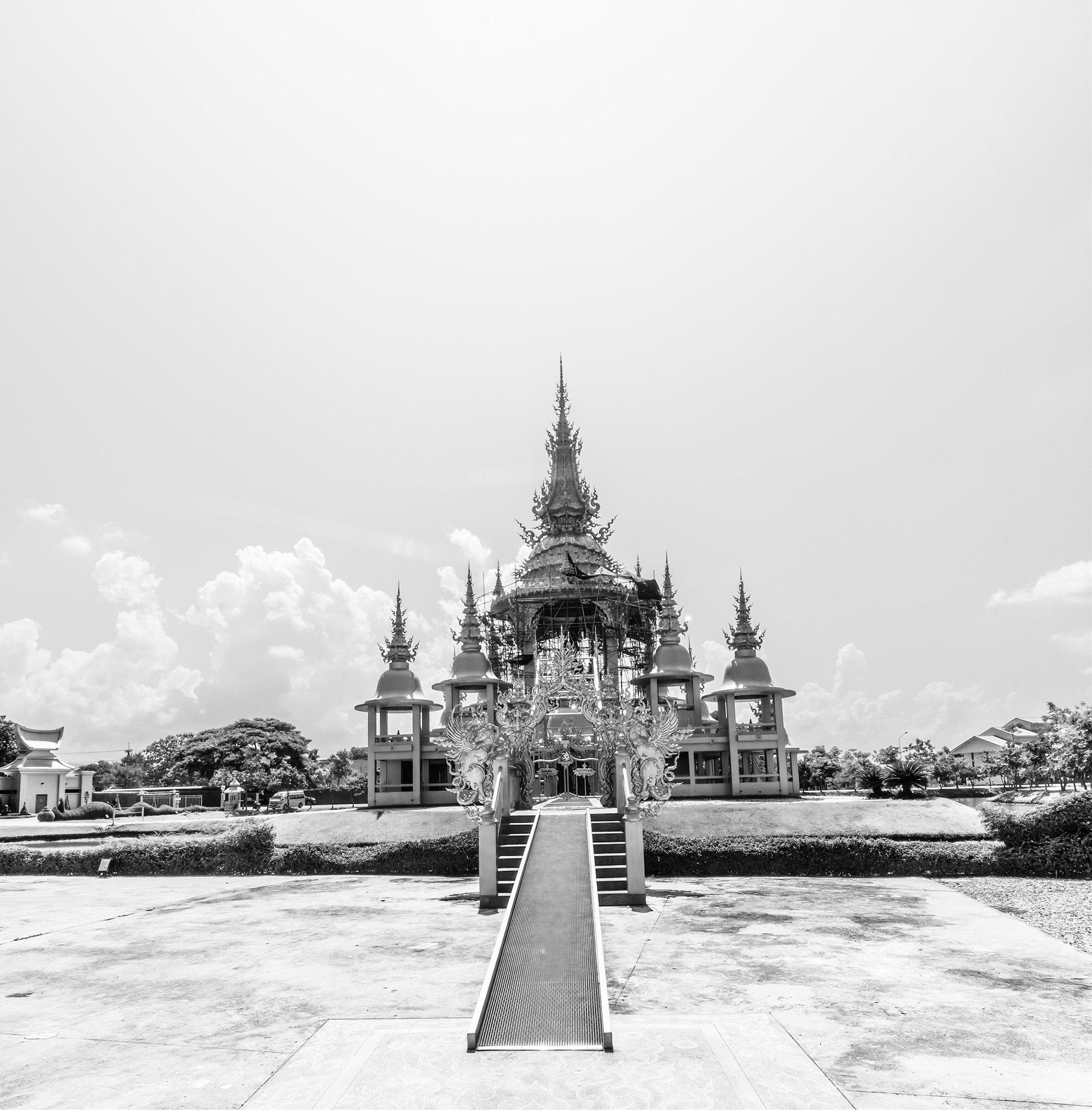 Wat Rong Khun - วัดร่องขุ่น