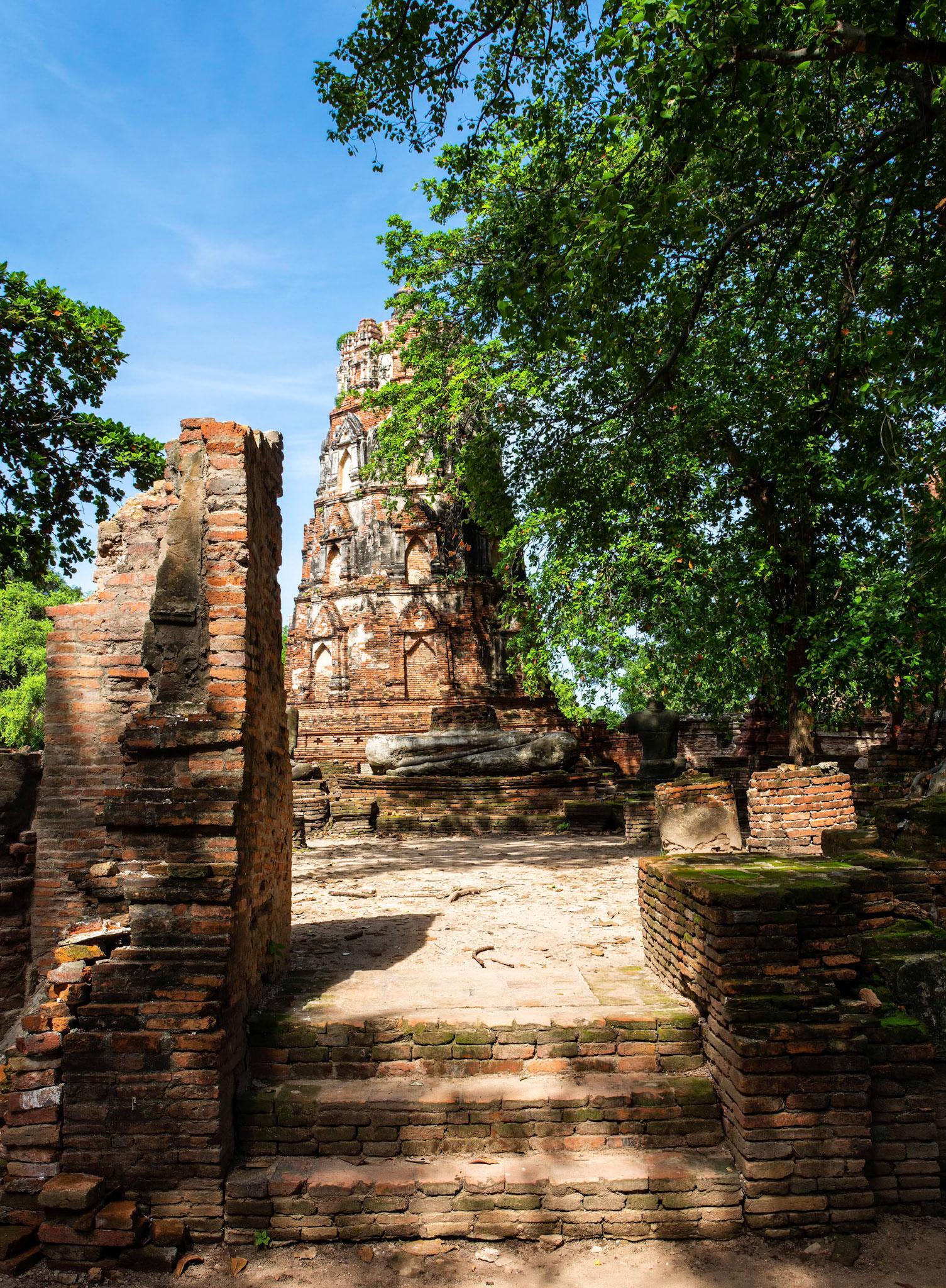 Wat Maha That, built in 1374 and destroyed by the Burmese in 1767.