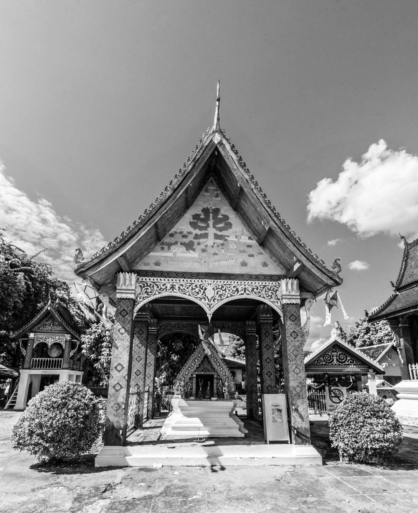 Wat Sene - ວັດແສນສຸຂາຣາມ