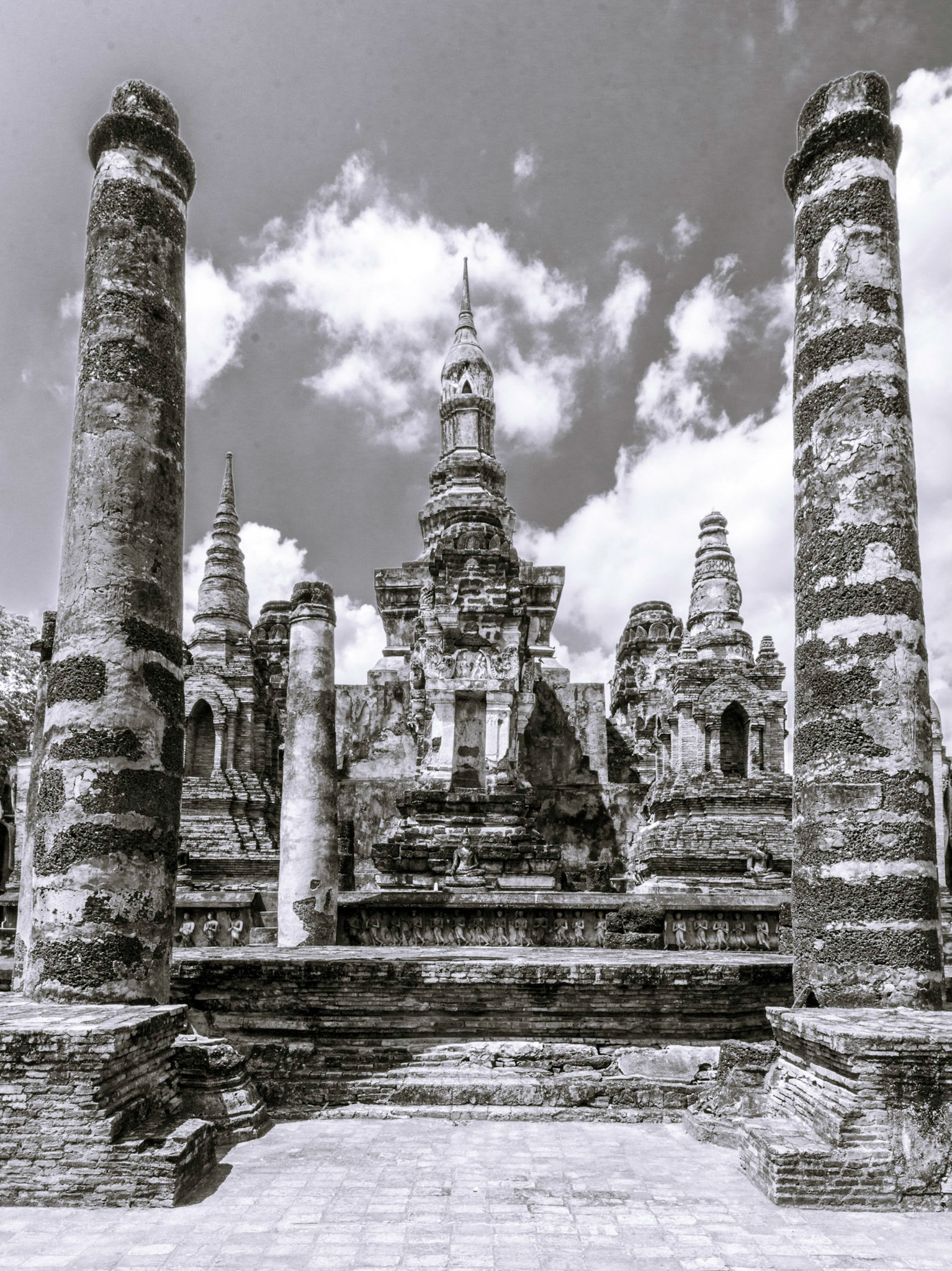 Wat Maha That - วัดมหาธาตุ,