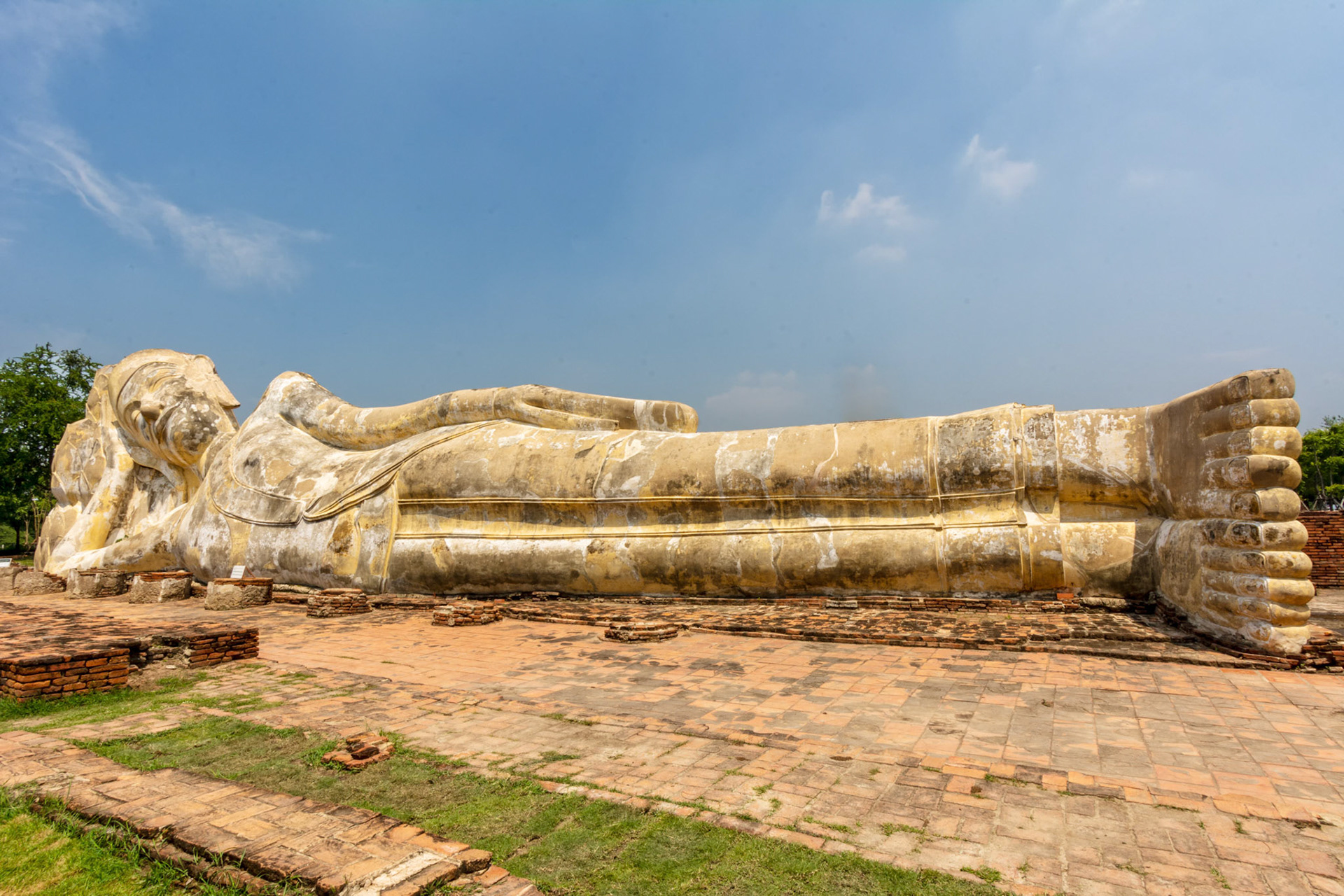 Wat Lokayasutharam - วัดโลกยสุธาราม