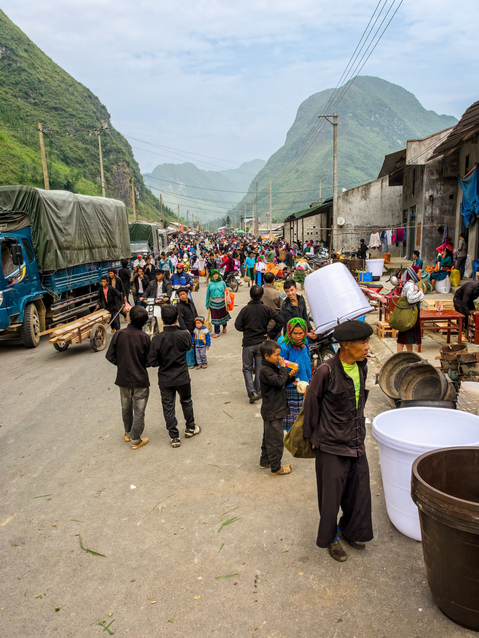 Chợ Phố Cáo - Phố Cáo Market