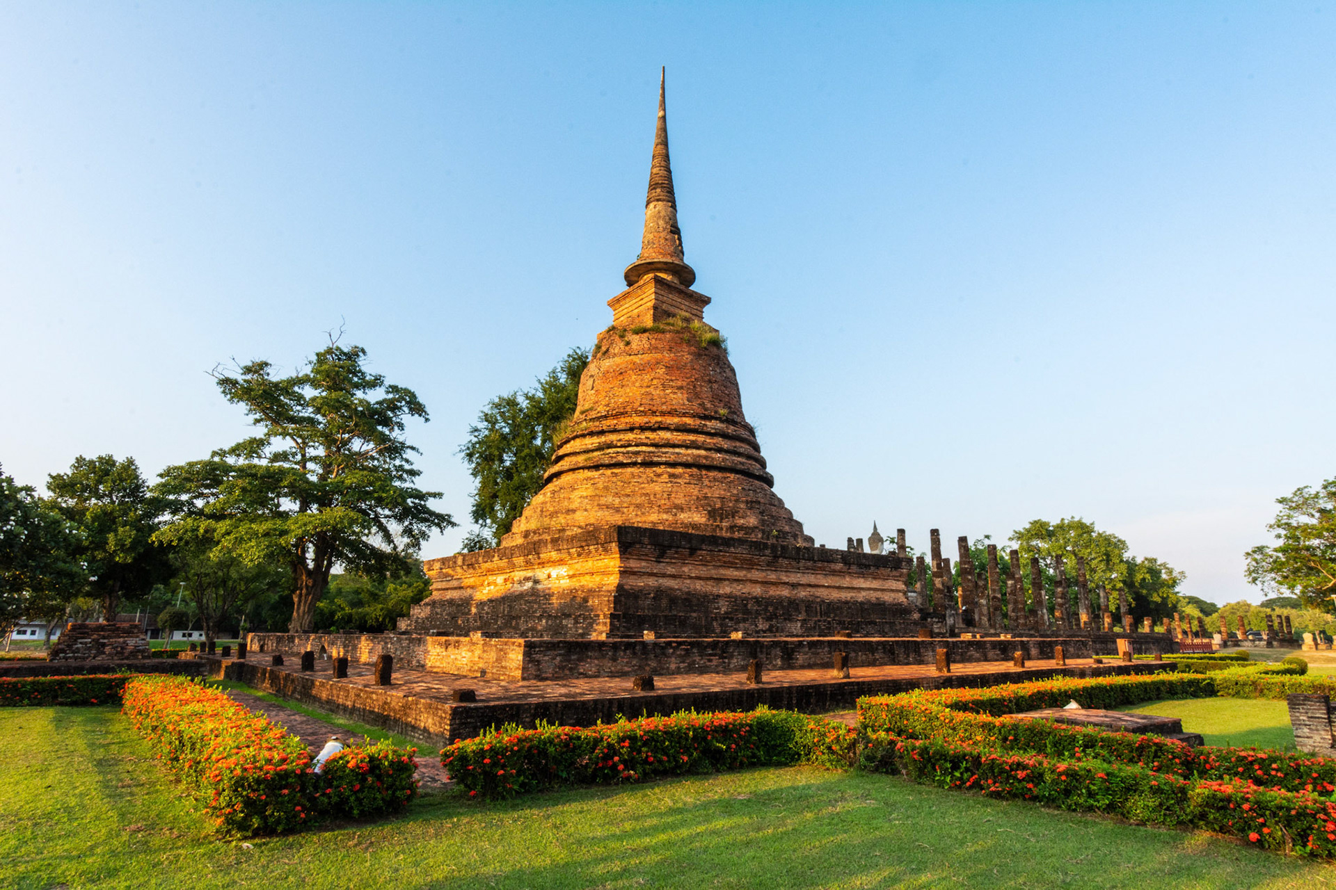 Wat Sa-Si - วัดสระศรี