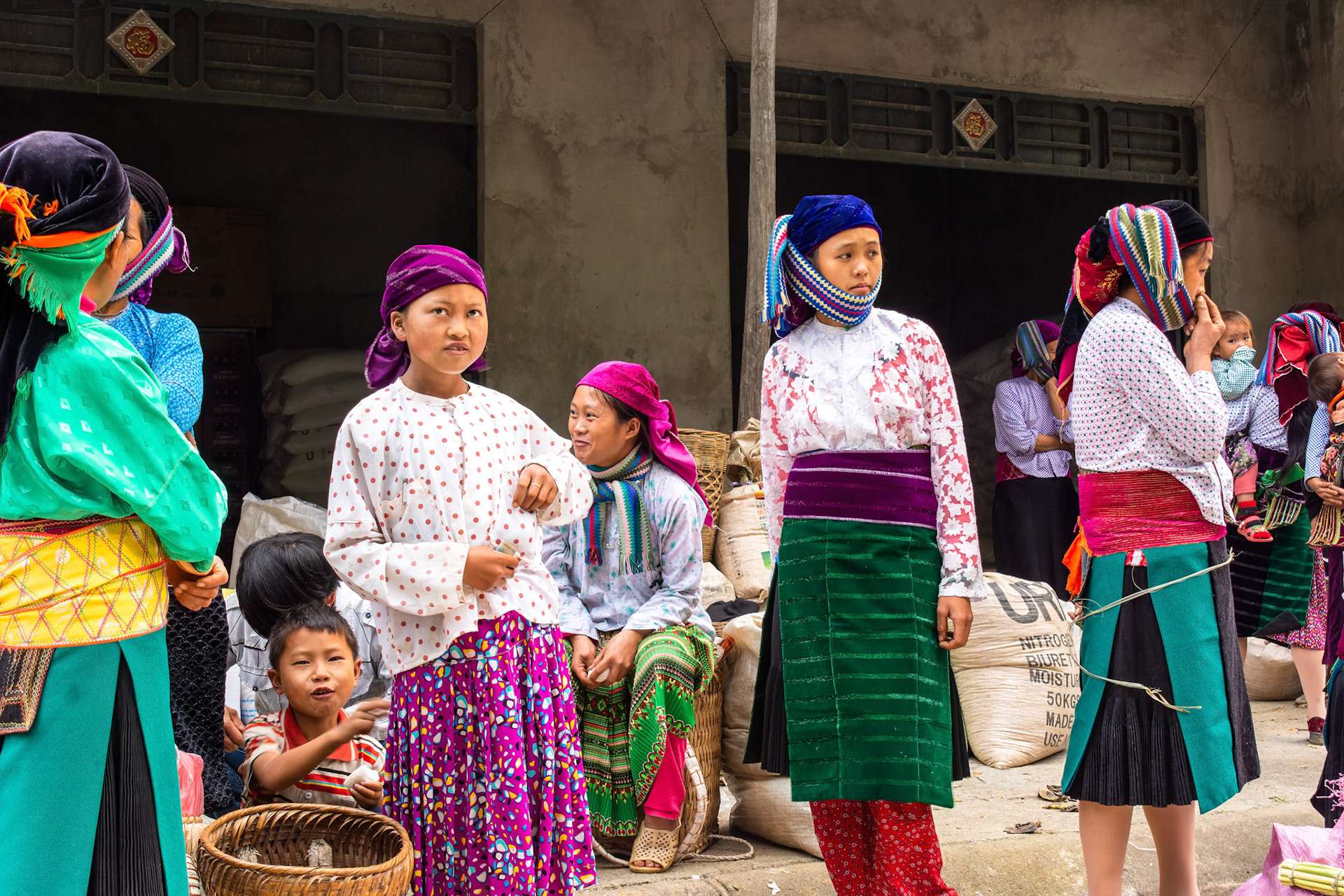 Chợ Phố Cáo - Phố Cáo Market