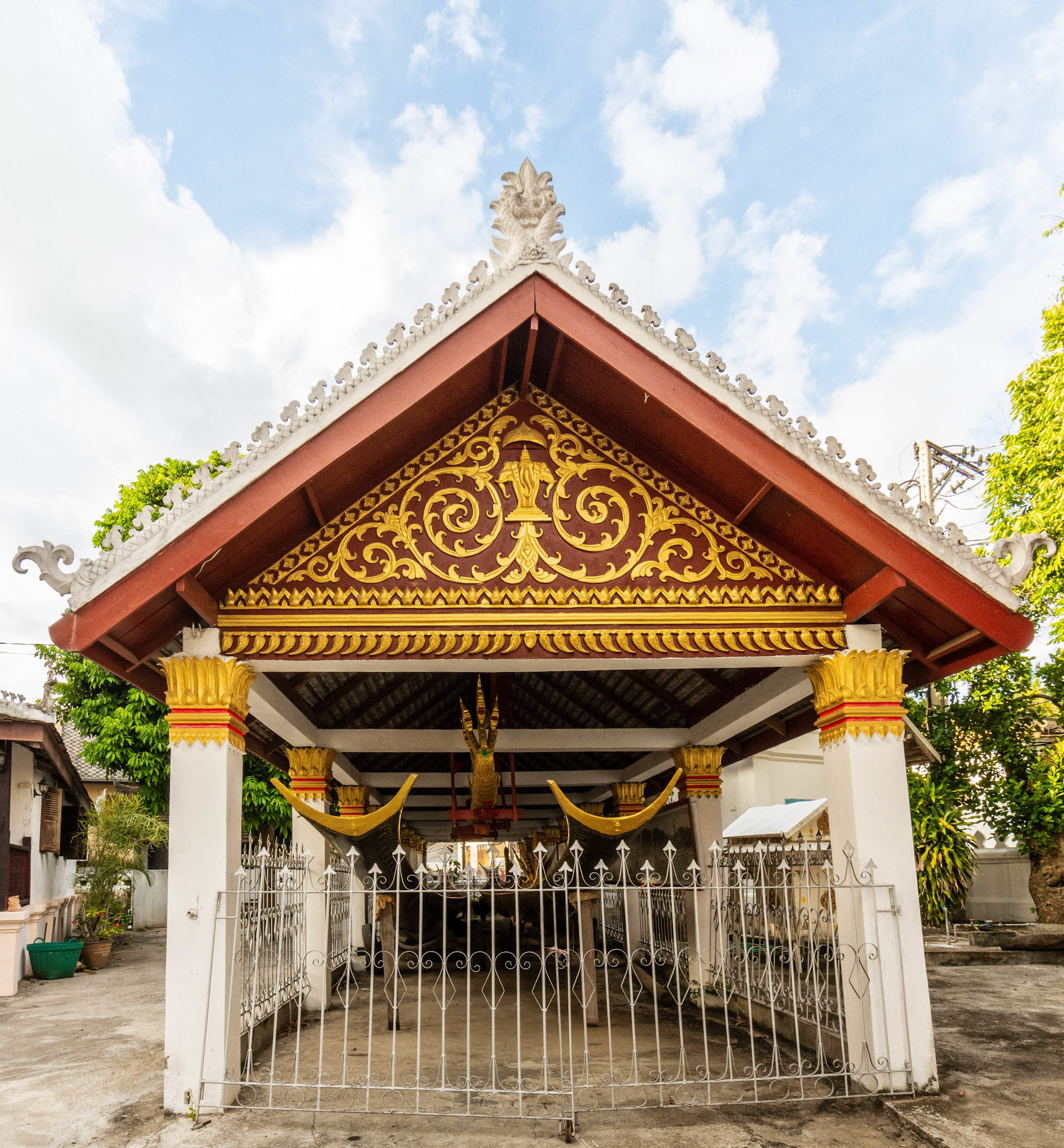 Wat Sene - ວັດແສນສຸຂາຣາມ