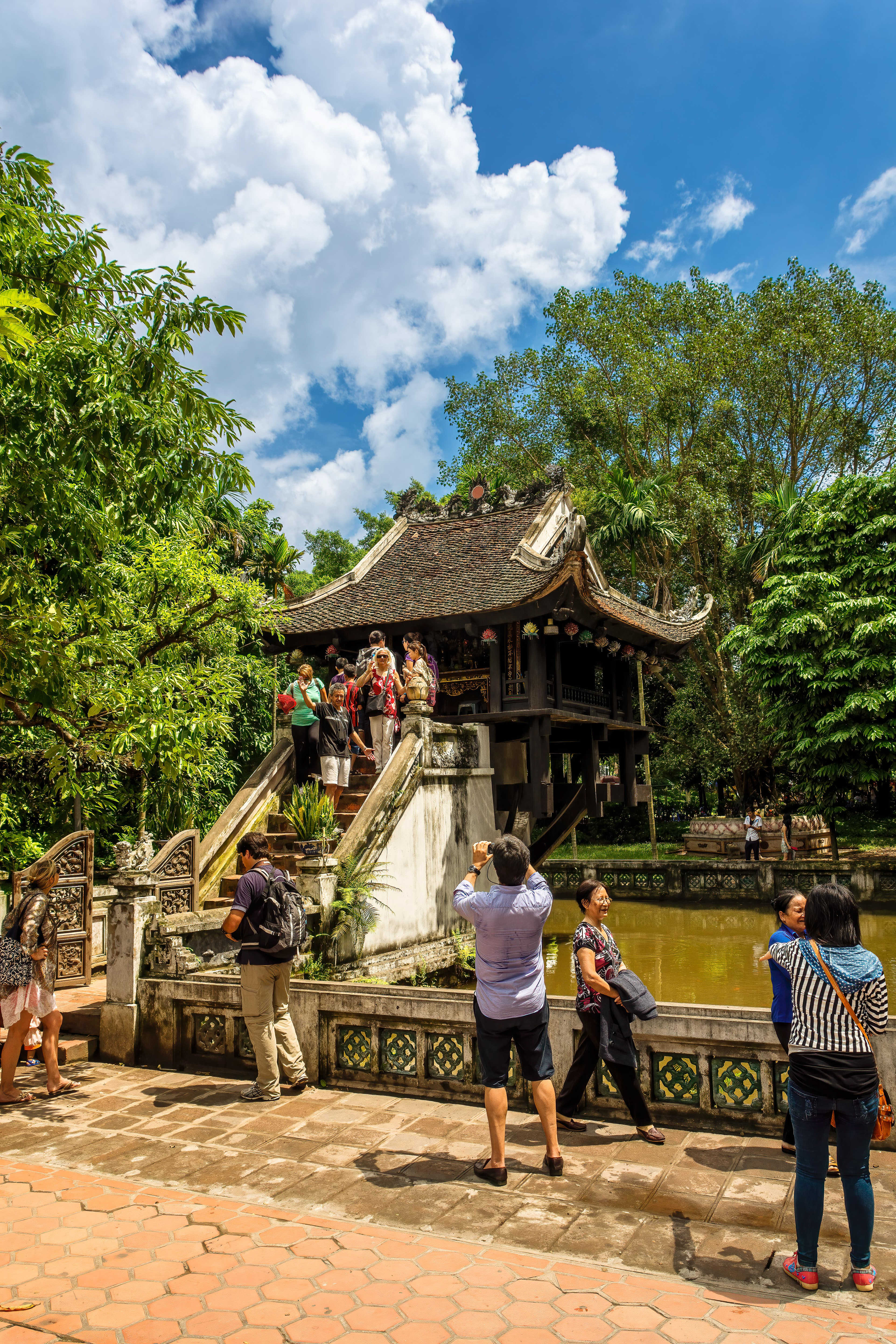 Chùa Một Cột - One Pillar Pagoda