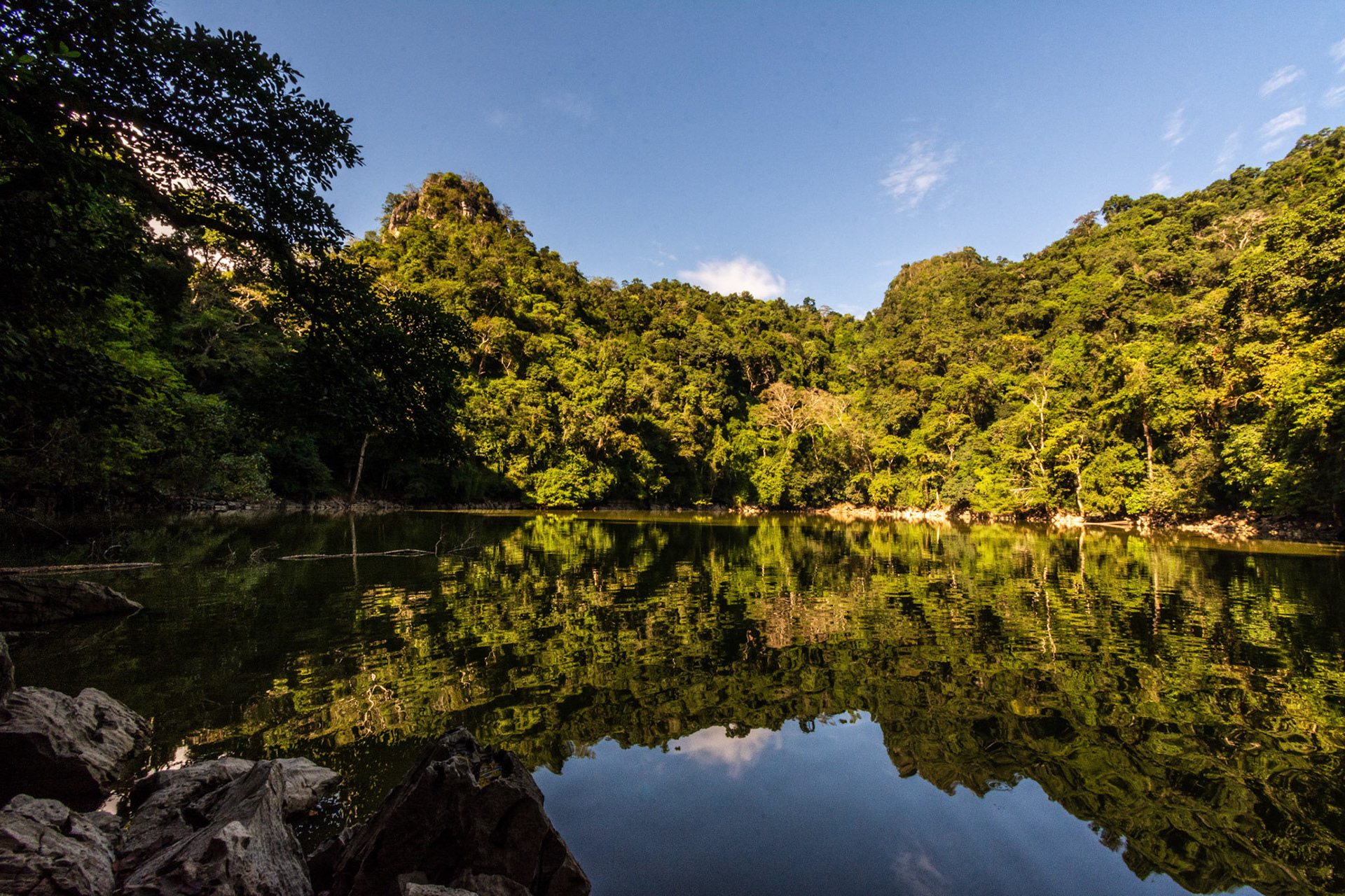 Ao Tiên (Fairy Lake)