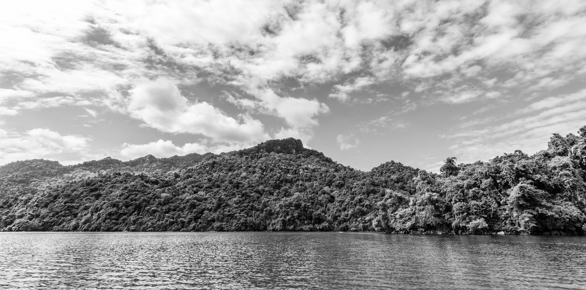 Hồ Ba Bể - Ba Be Lake