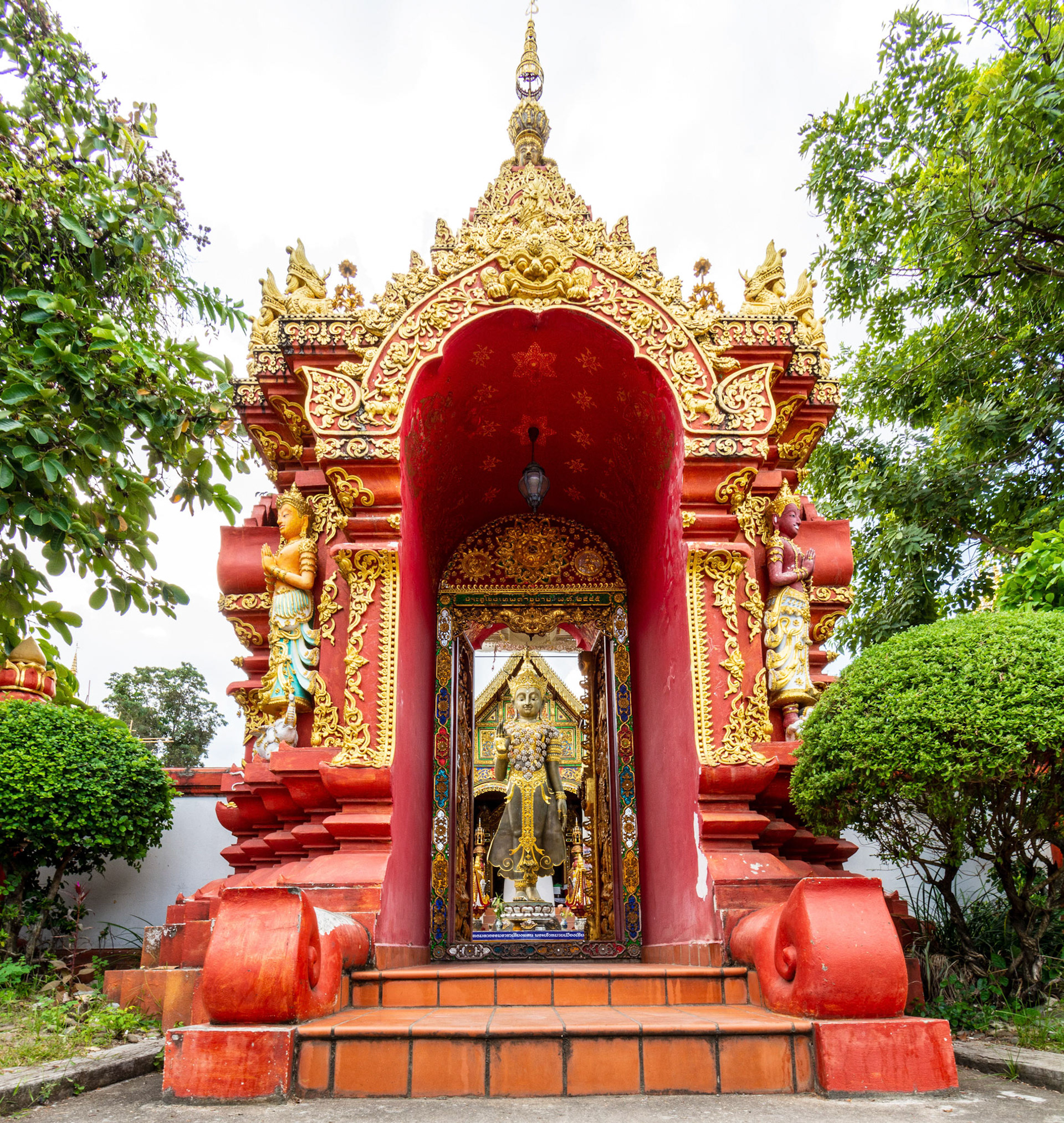 Wat Klang Wiang
