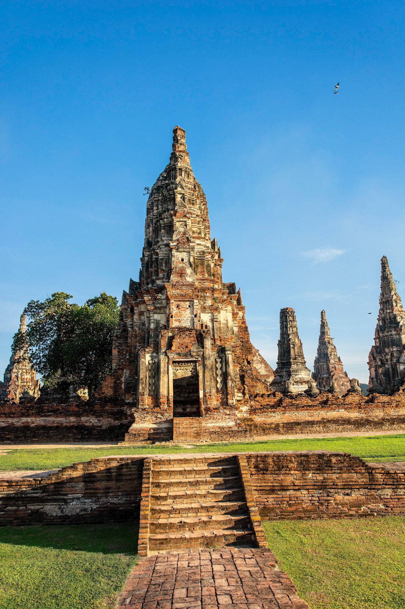 Wat Chai Watthanaram or the “Monastery of the Victorious and Prosperous Temple”