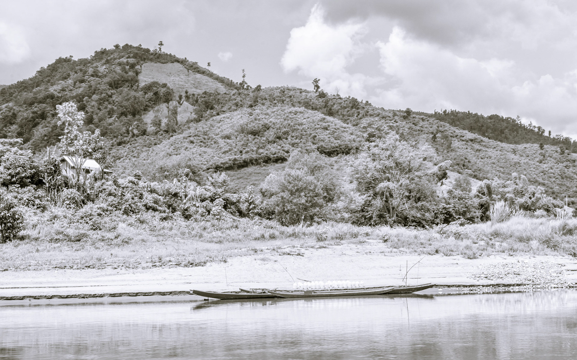 Ban Houy Pha Lam Village