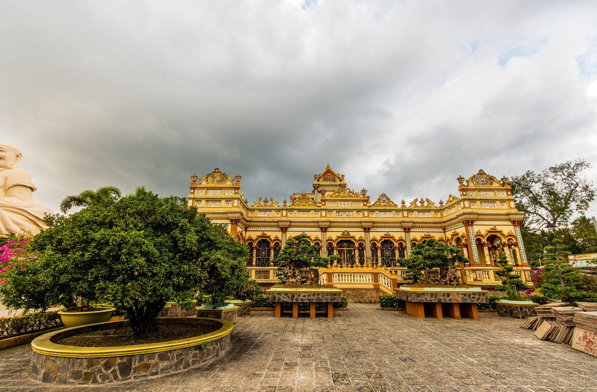 Vinh Trang Pagoda - Chùa Vĩnh Tràng