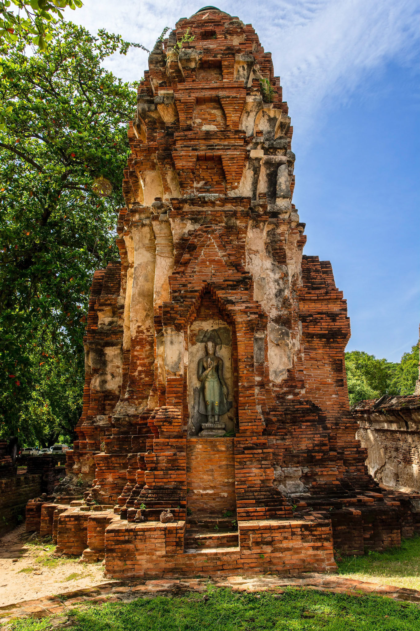 Wat Maha That, built in 1374 and destroyed by the Burmese in 1767.