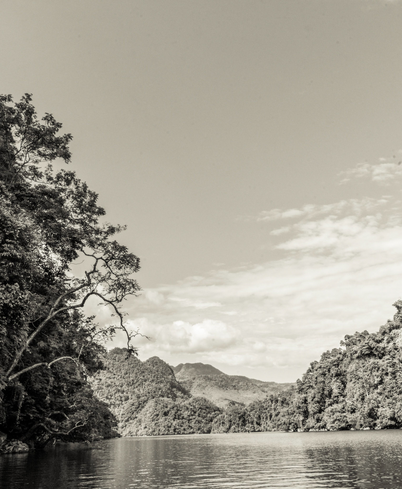 Hồ Ba Bể - Ba Be Lake